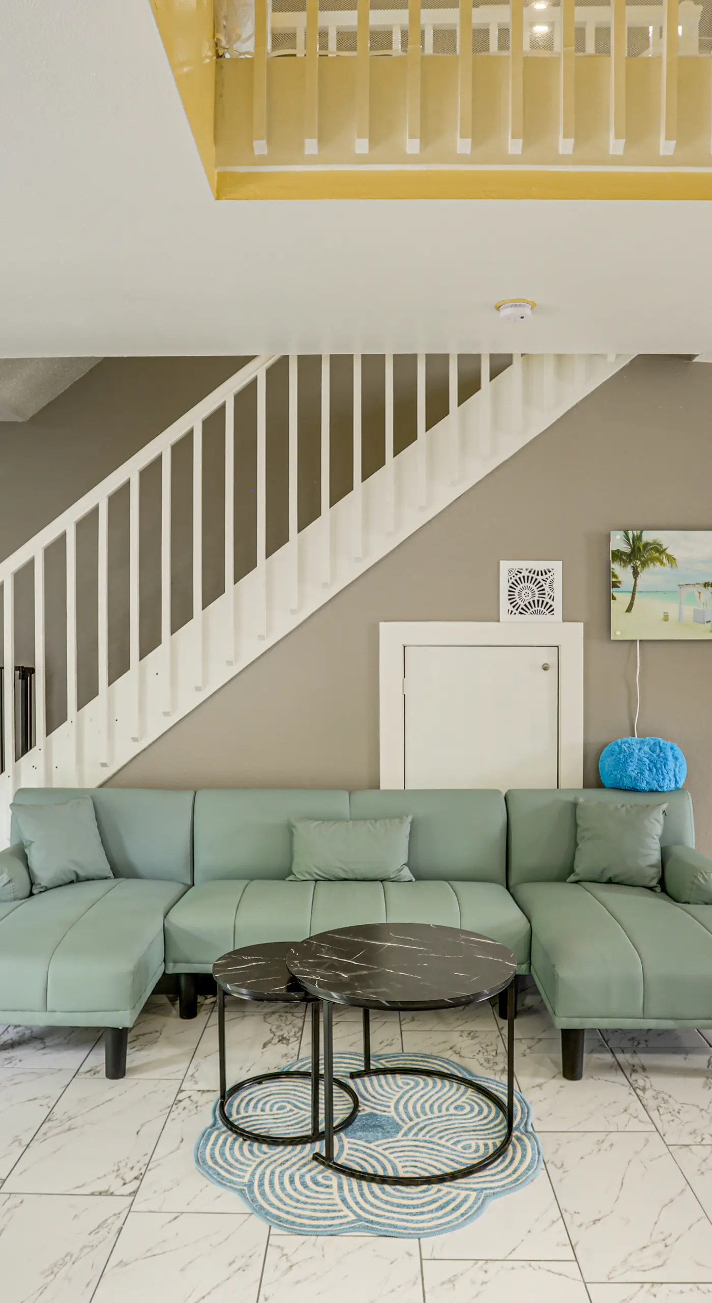 7 Mi to UNO Campus: Townhome w/ Fenced Yard