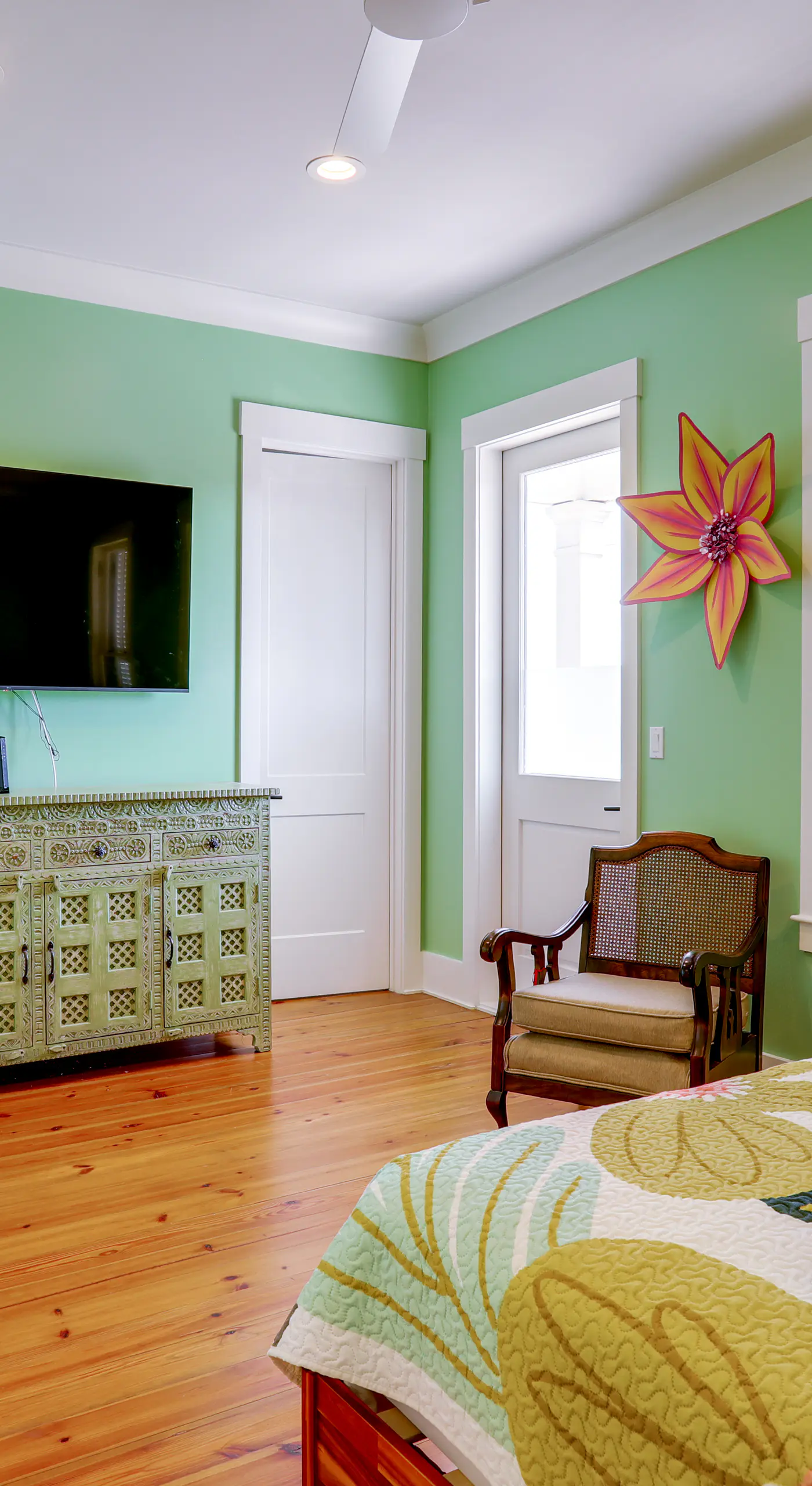 Southern Colonial Escape w/ Pool in NOLA!