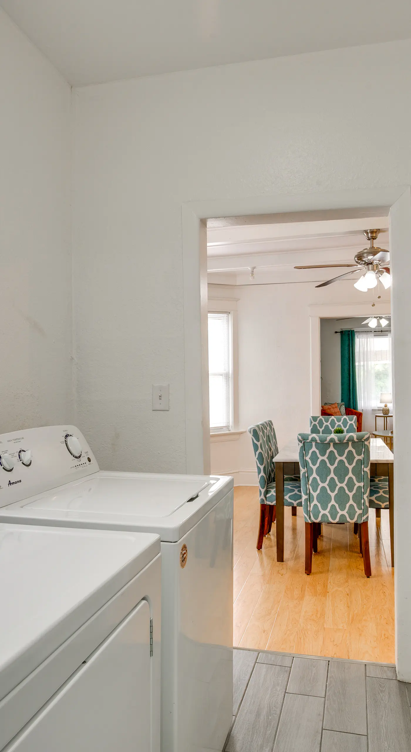 Luxurious 2BR Kansas City Condo Near Downtown