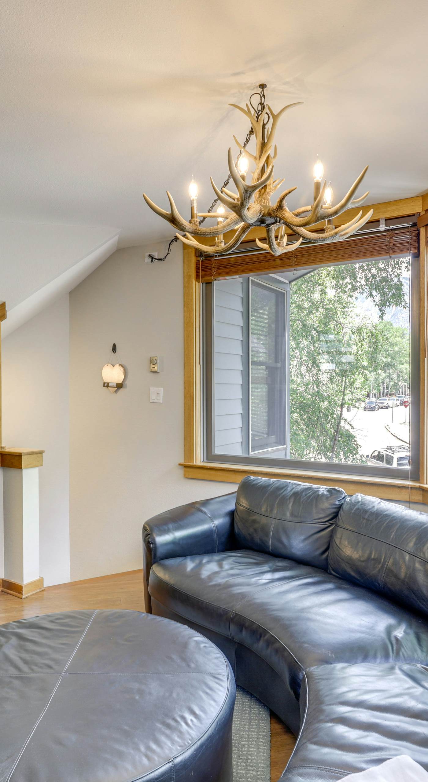 Telluride Condo: Walk to Lift, Bear Creek, & More!