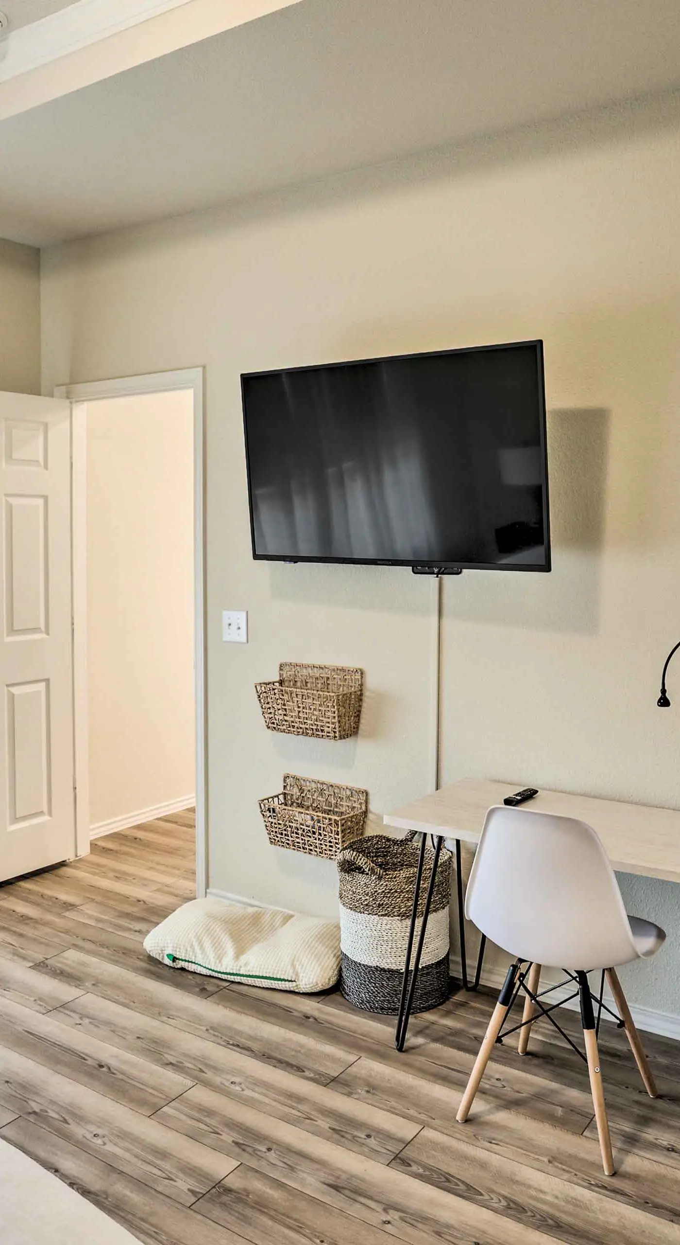 Sleek Fort Worth Home w/ Patio - Pets Welcome!