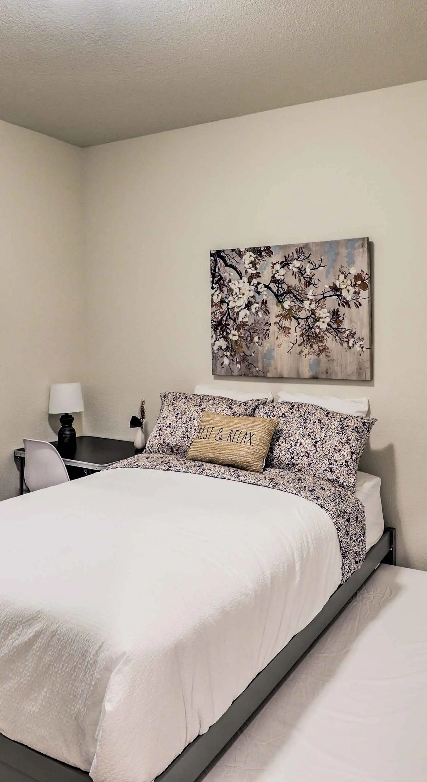 Sleek Fort Worth Home w/ Patio - Pets Welcome!
