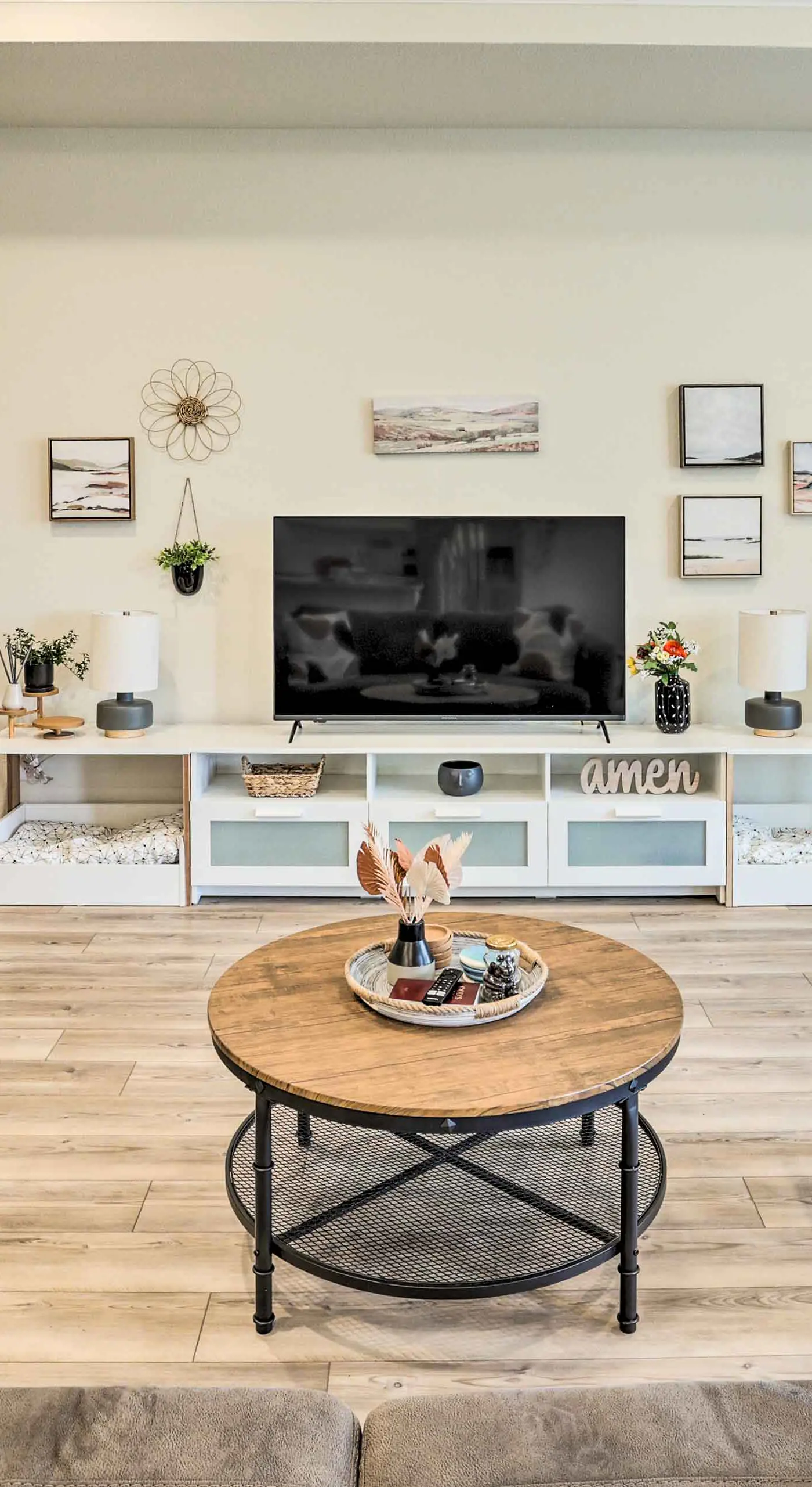 Sleek Fort Worth Home w/ Patio - Pets Welcome!