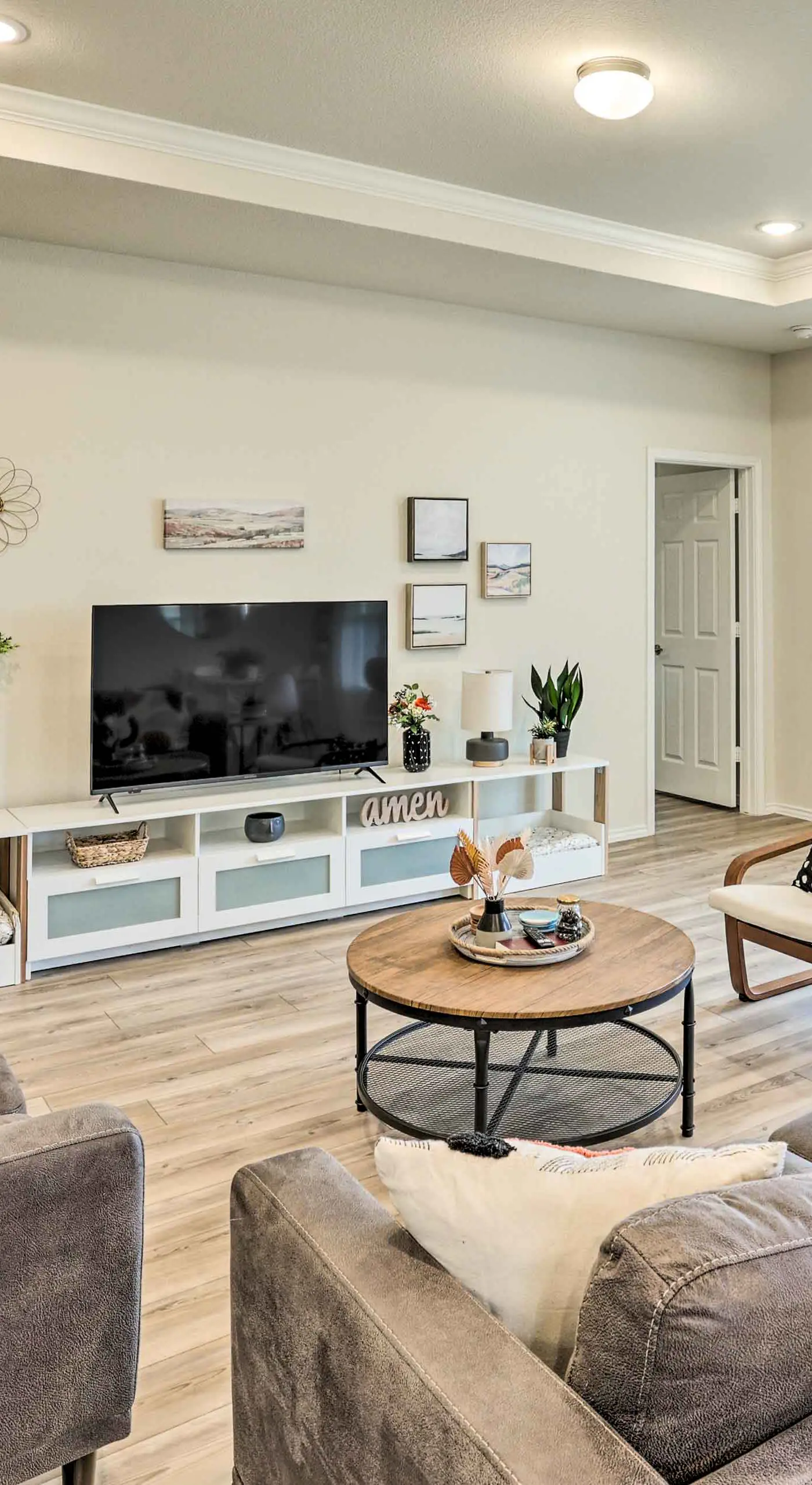 Sleek Fort Worth Home w/ Patio - Pets Welcome!