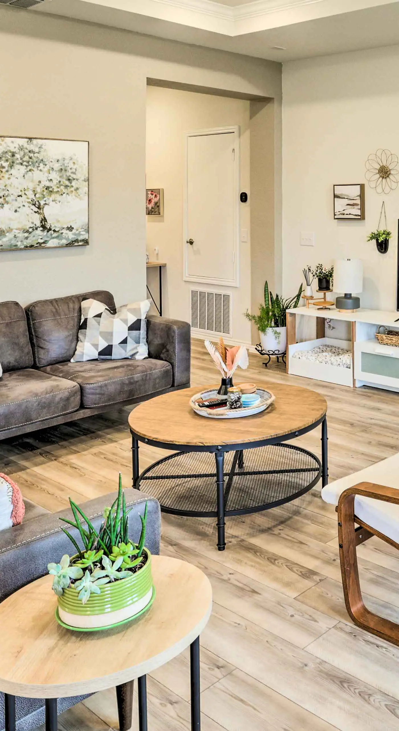 Sleek Fort Worth Home w/ Patio - Pets Welcome!
