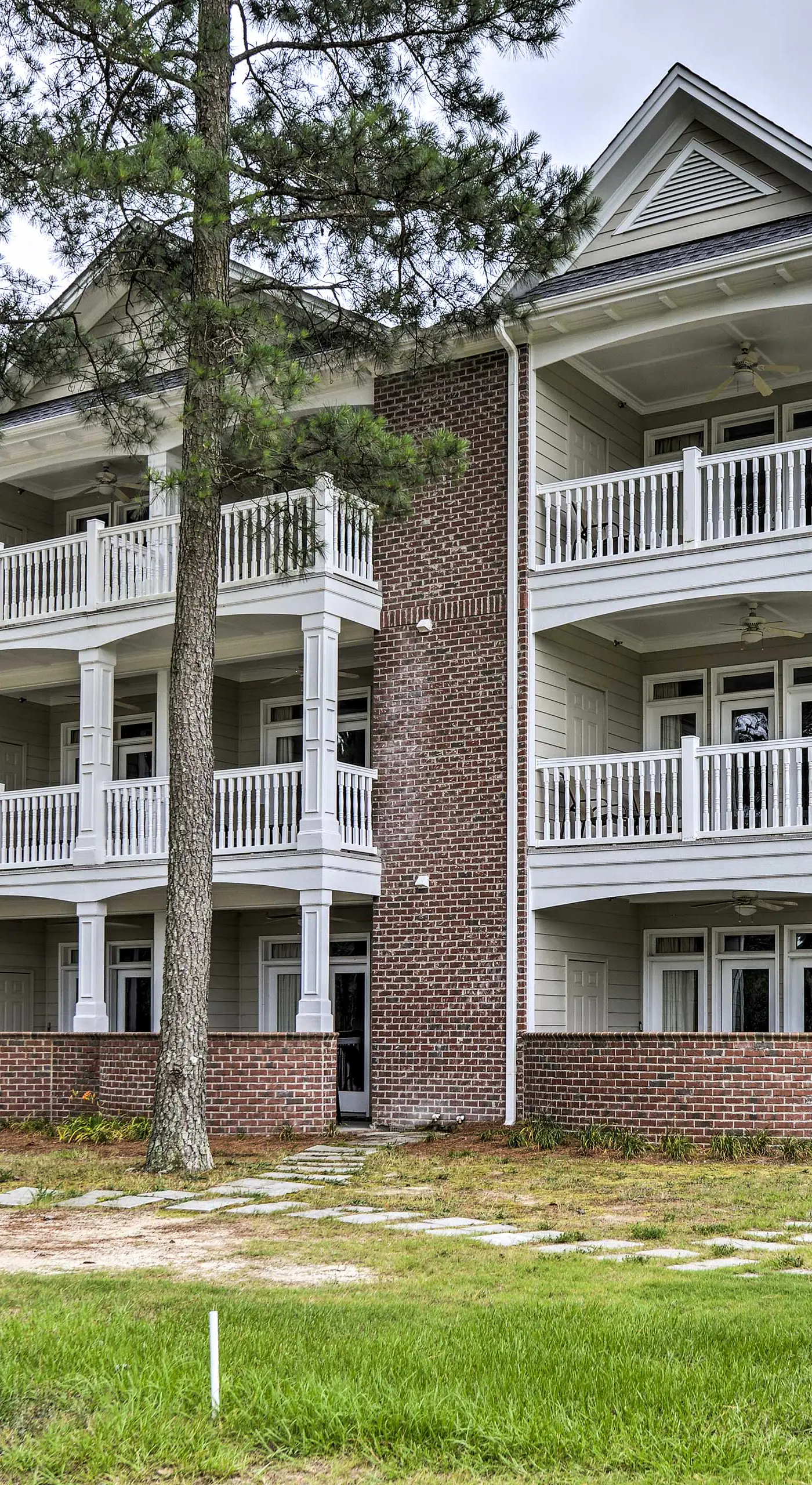 Anderson Creek Club Condo w/ Community Amenities!