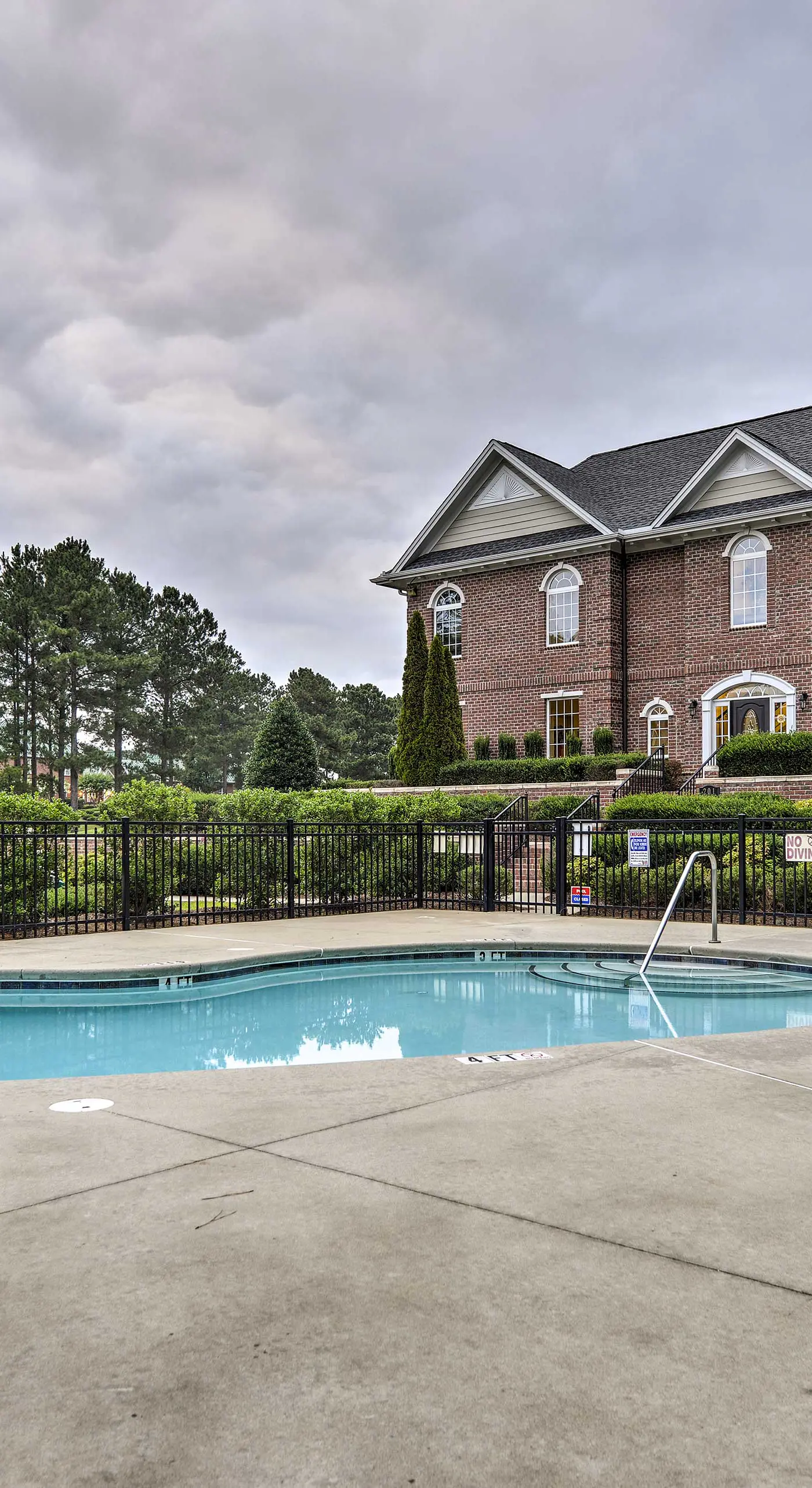Anderson Creek Club Condo w/ Community Amenities!