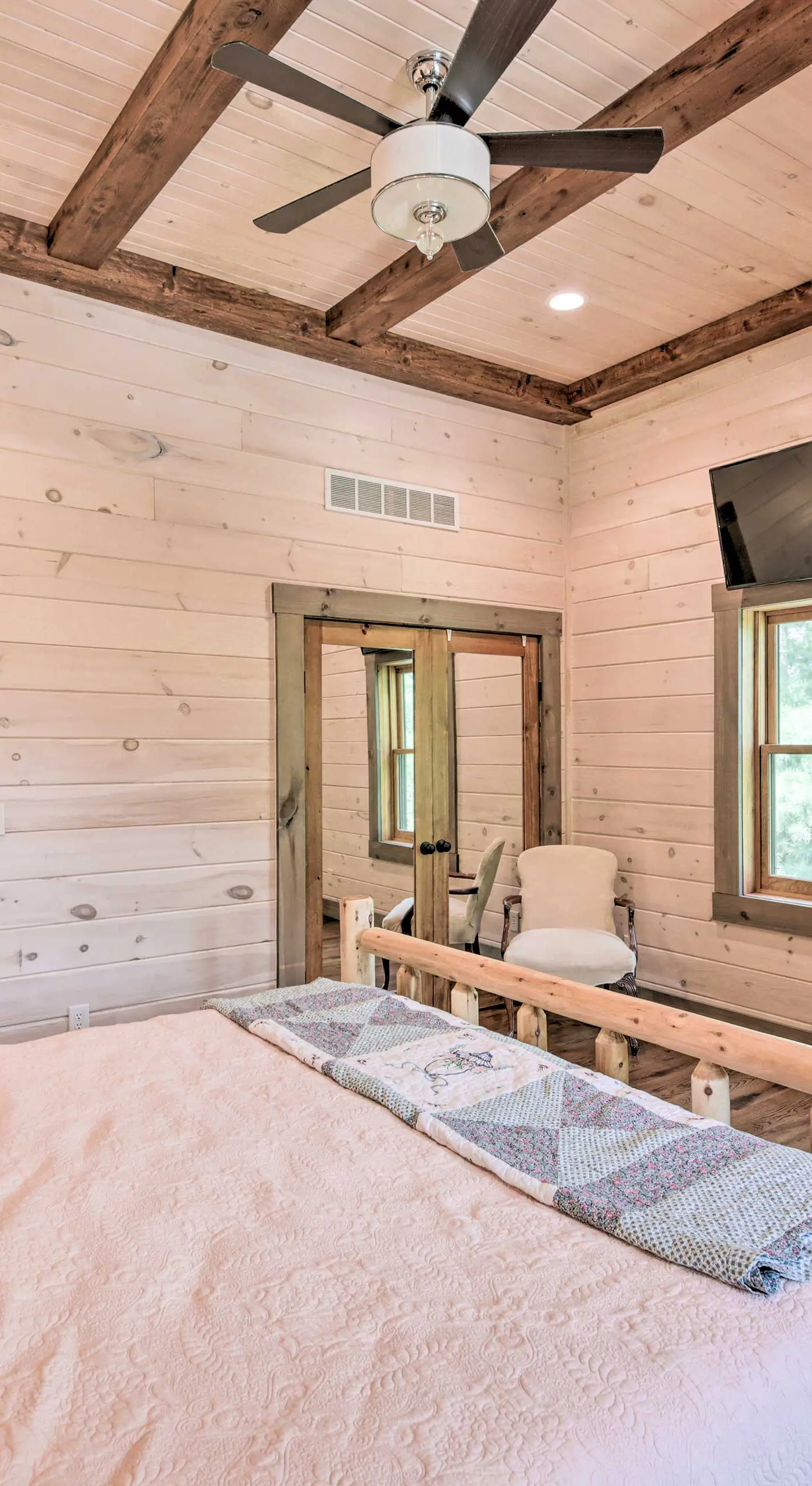 Bloomington Cabin, Mins to Campus/Lake Monroe