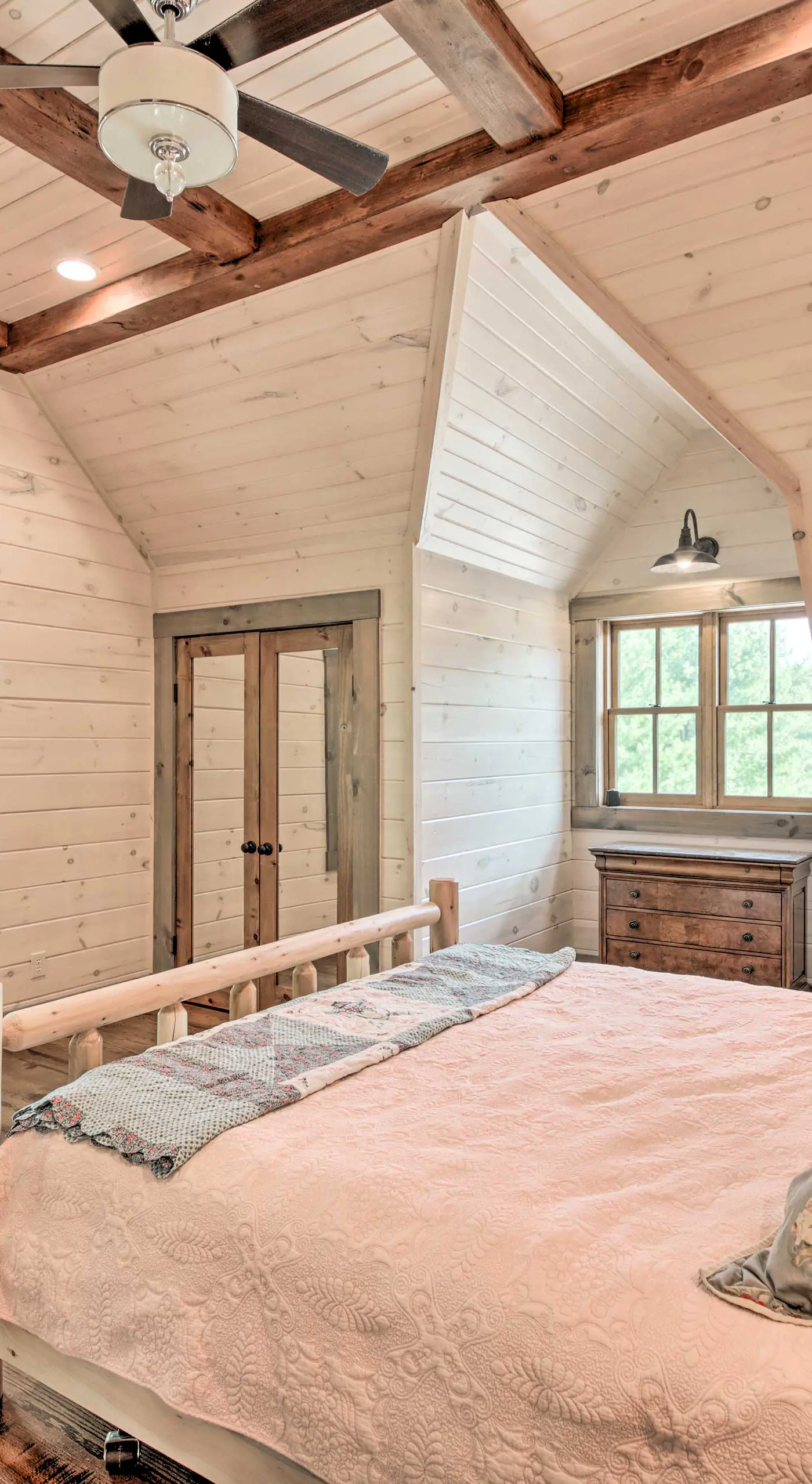 Bloomington Cabin, Mins to Campus/Lake Monroe