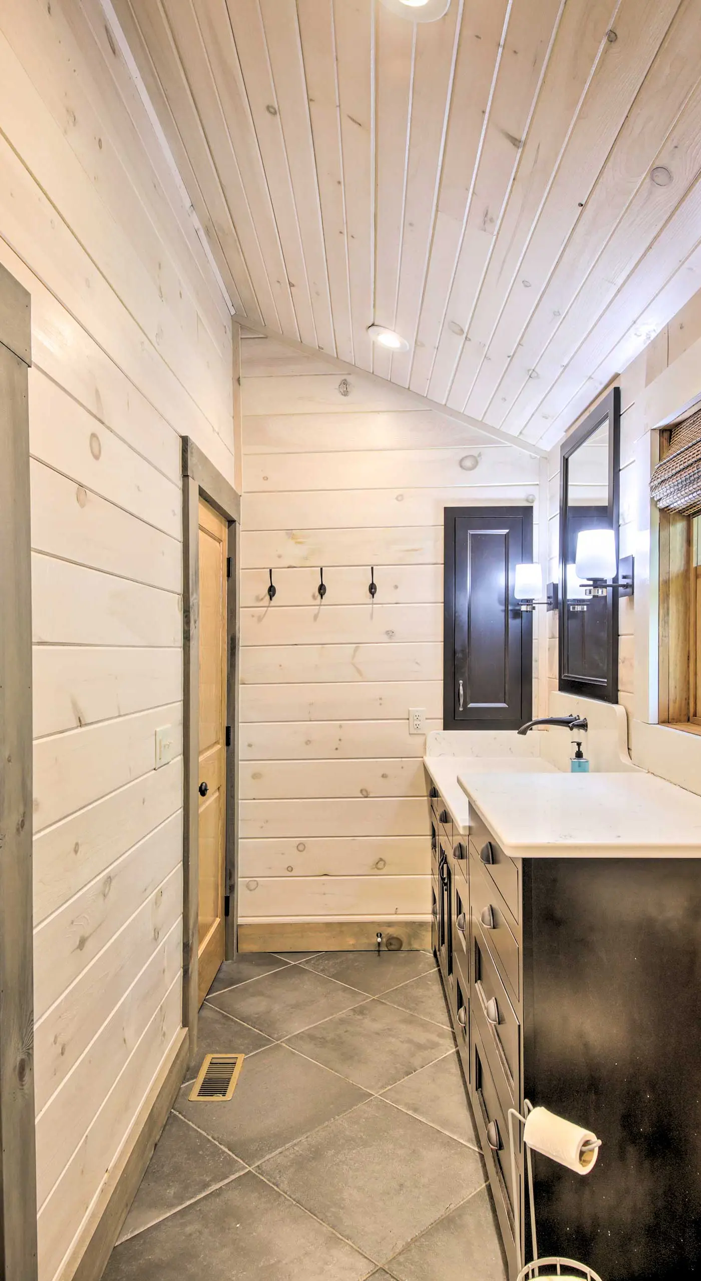Bloomington Cabin, Mins to Campus/Lake Monroe