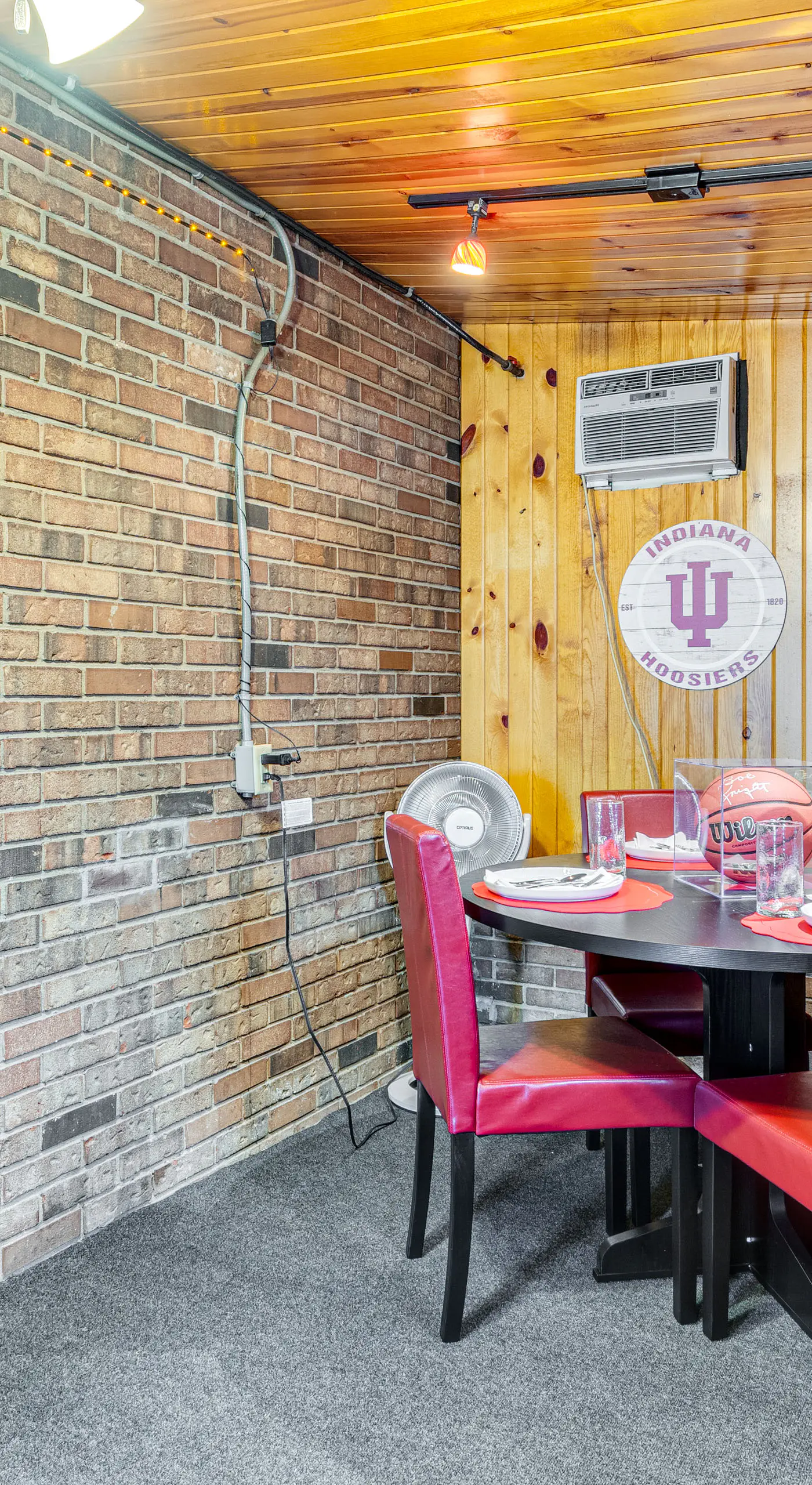 1 Mi to IU: Hoosier Home w/ Fenced Yard & Fire Pit