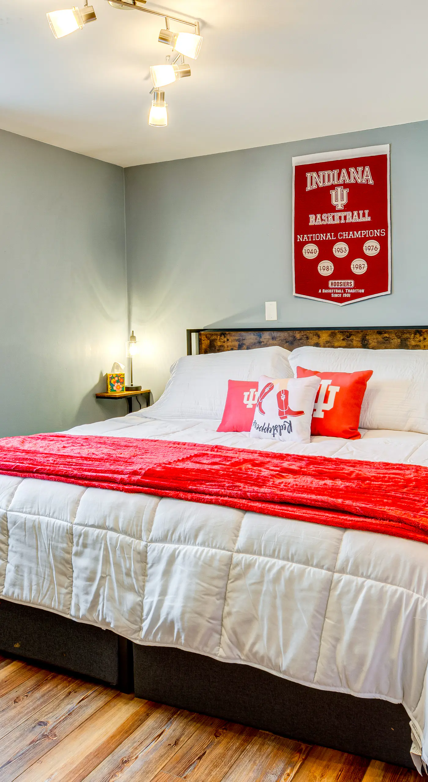 1 Mi to IU: Hoosier Home w/ Fenced Yard & Fire Pit