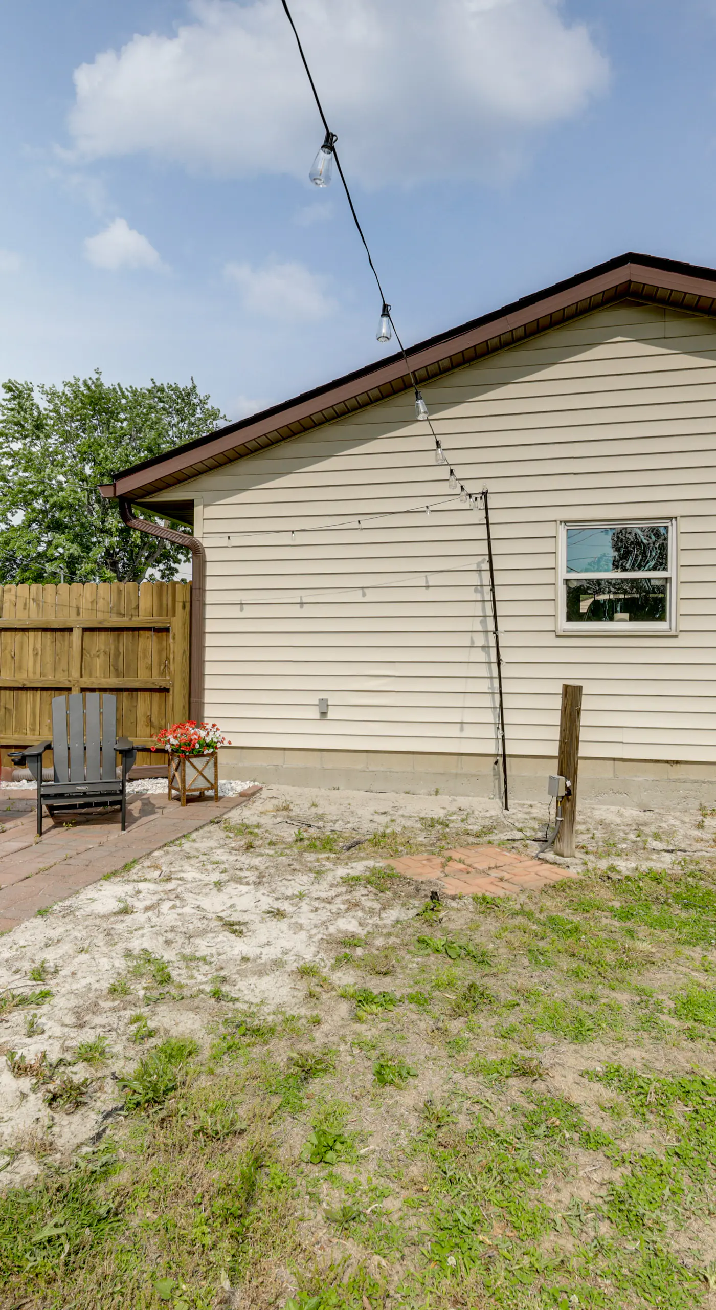 1 Mi to IU: Hoosier Home w/ Fenced Yard & Fire Pit