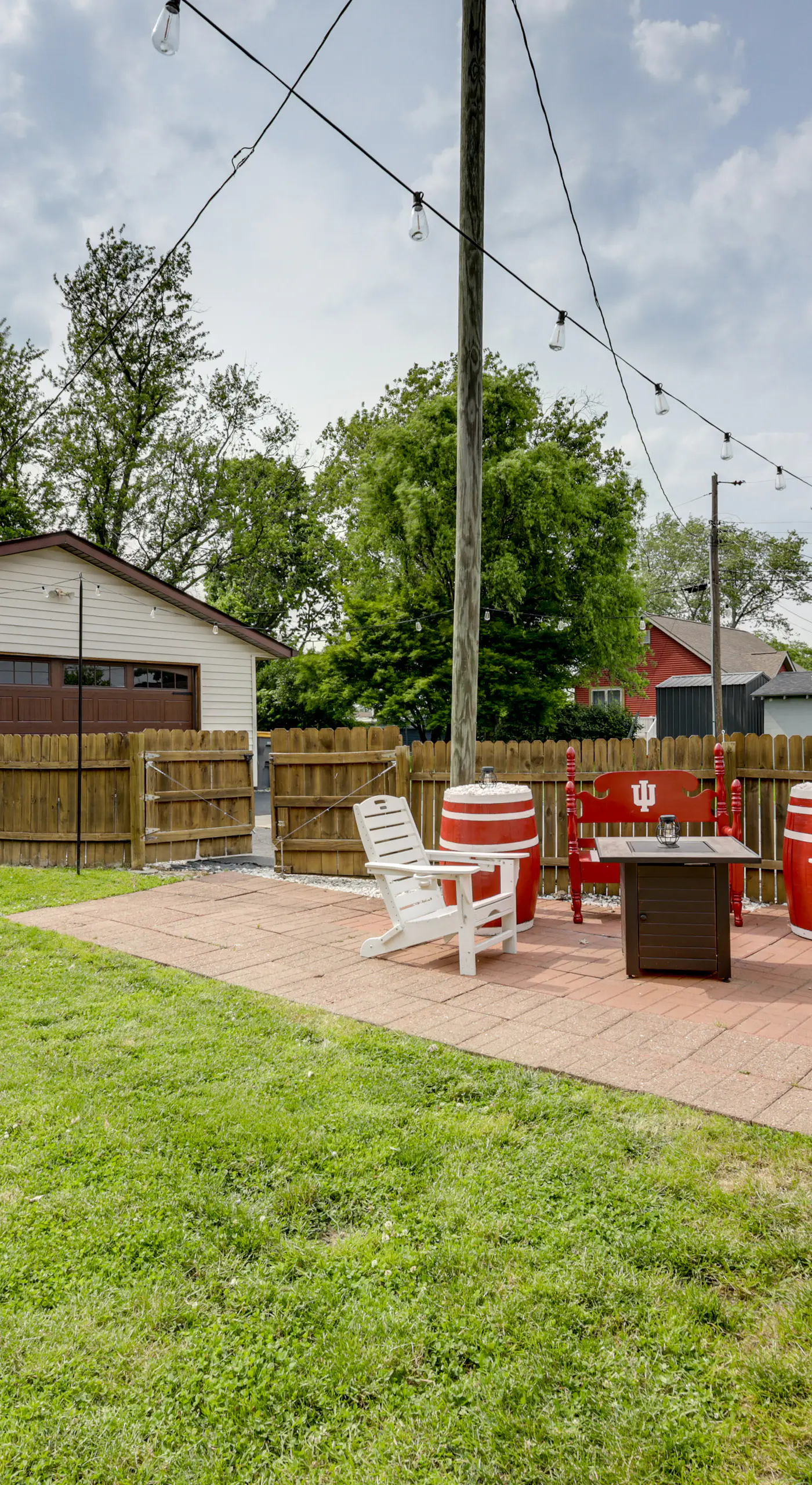 1 Mi to IU: Hoosier Home w/ Fenced Yard & Fire Pit