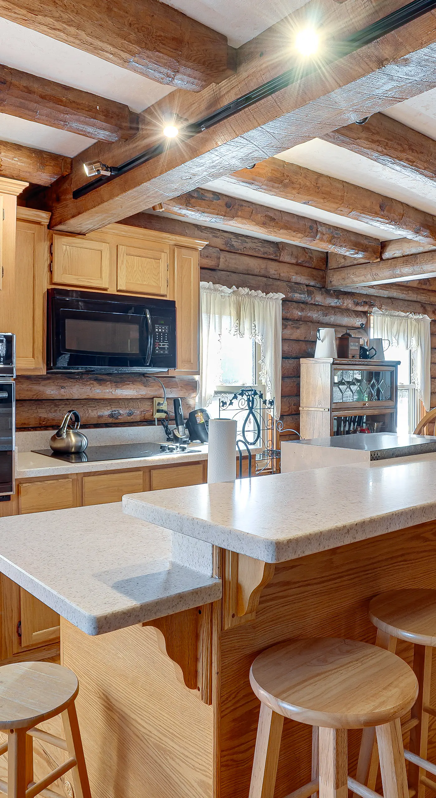 Hike, Fish & Boat Nearby! Bloomington Family Cabin