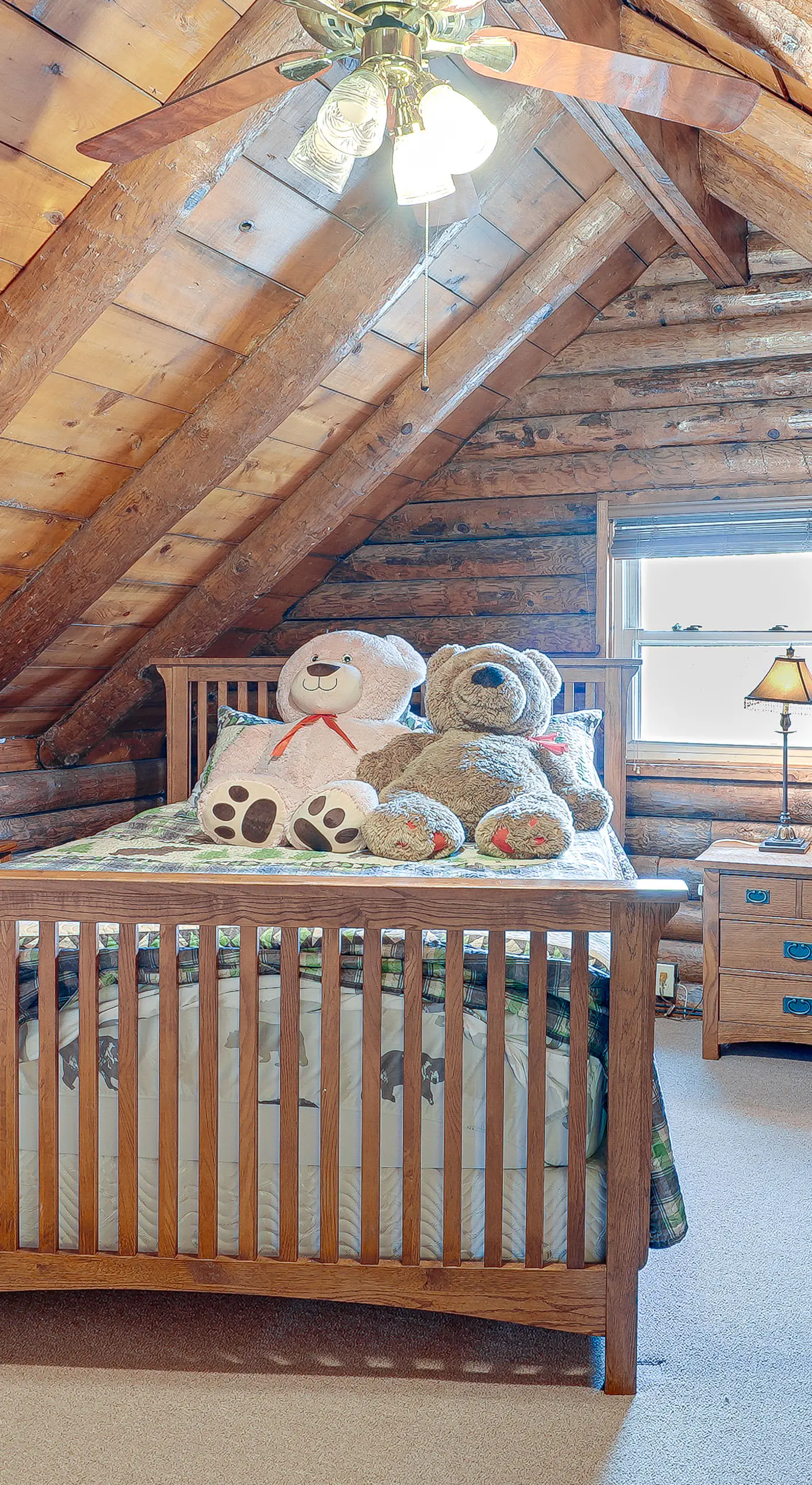 Hike, Fish & Boat Nearby! Bloomington Family Cabin