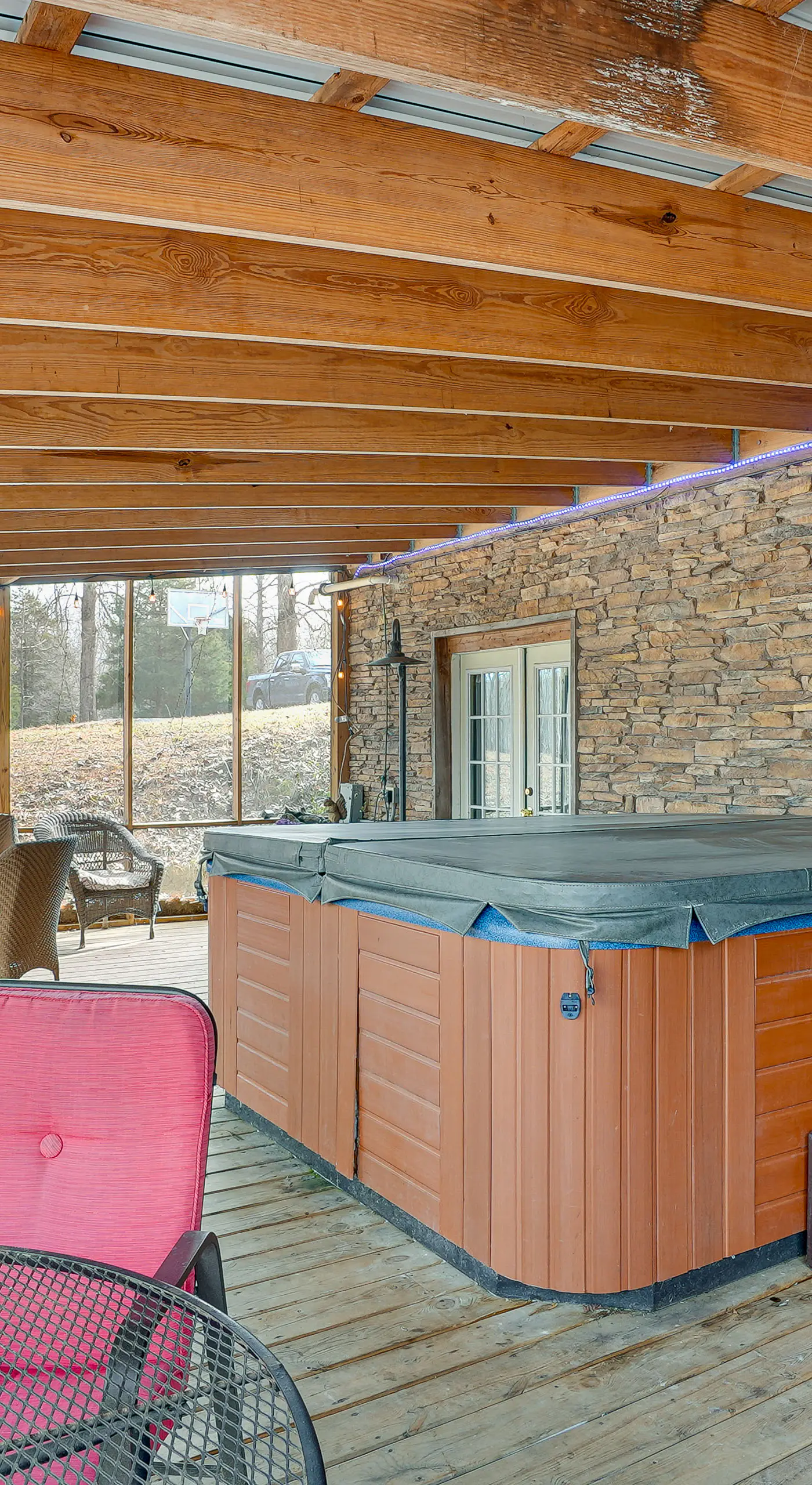 Hike, Fish & Boat Nearby! Bloomington Family Cabin