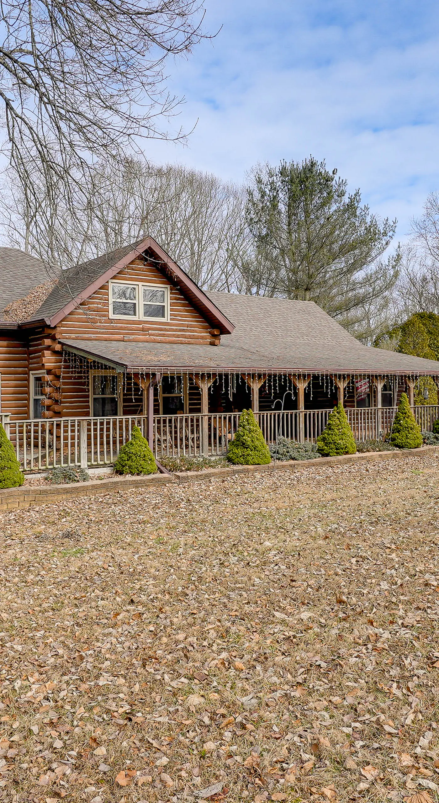 Hike, Fish & Boat Nearby! Bloomington Family Cabin