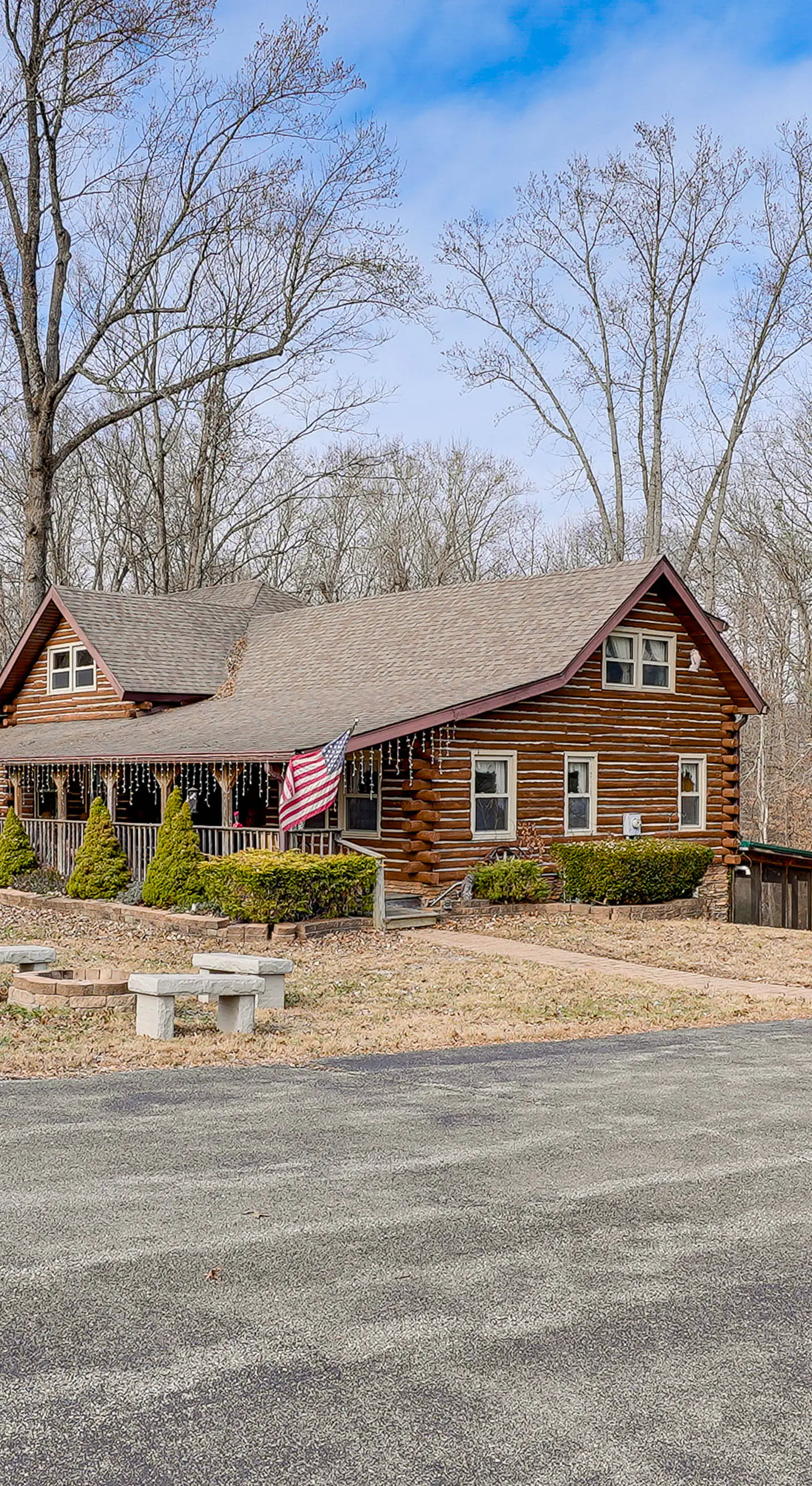 Hike, Fish & Boat Nearby! Bloomington Family Cabin