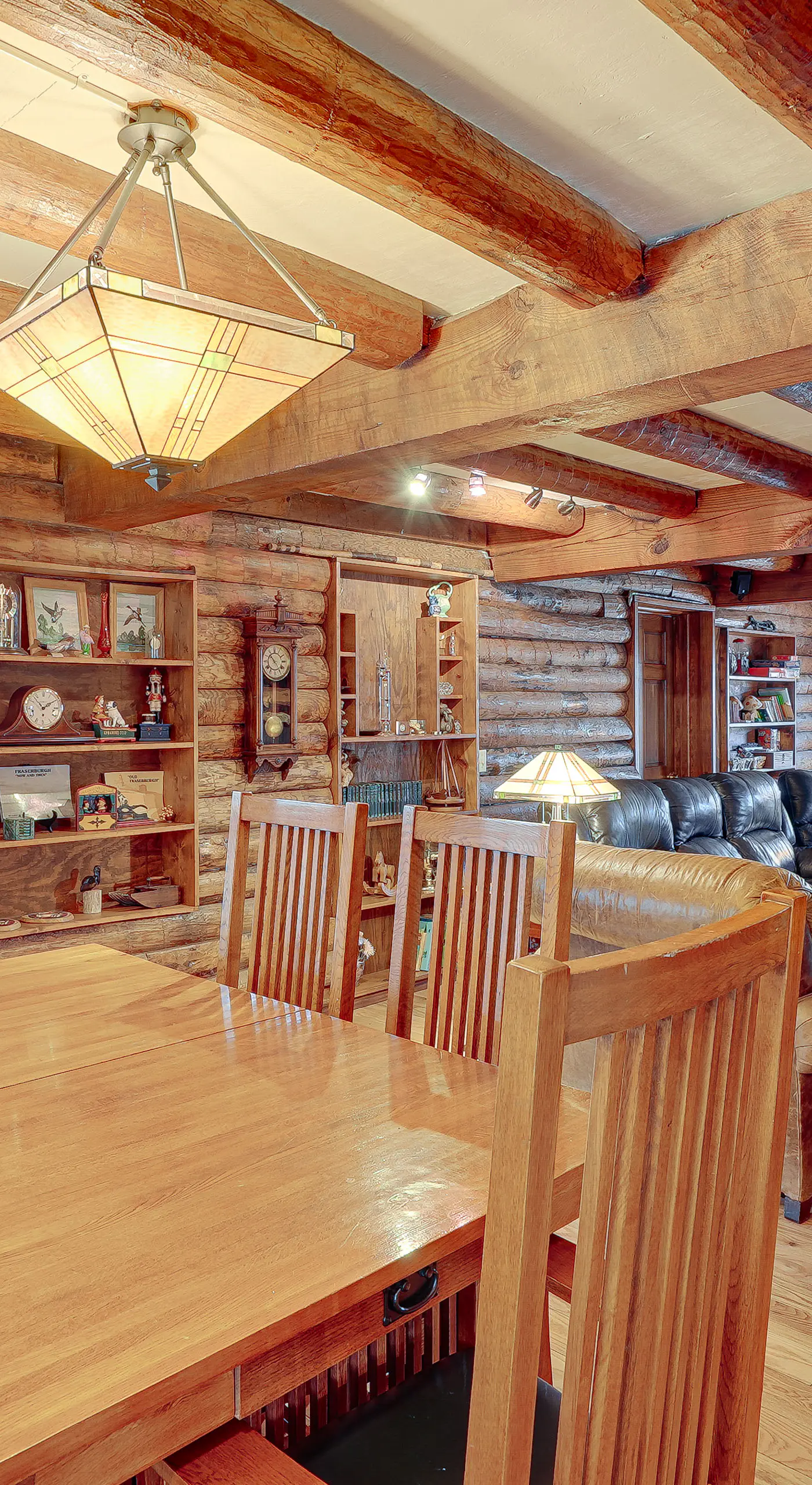 Hike, Fish & Boat Nearby! Bloomington Family Cabin