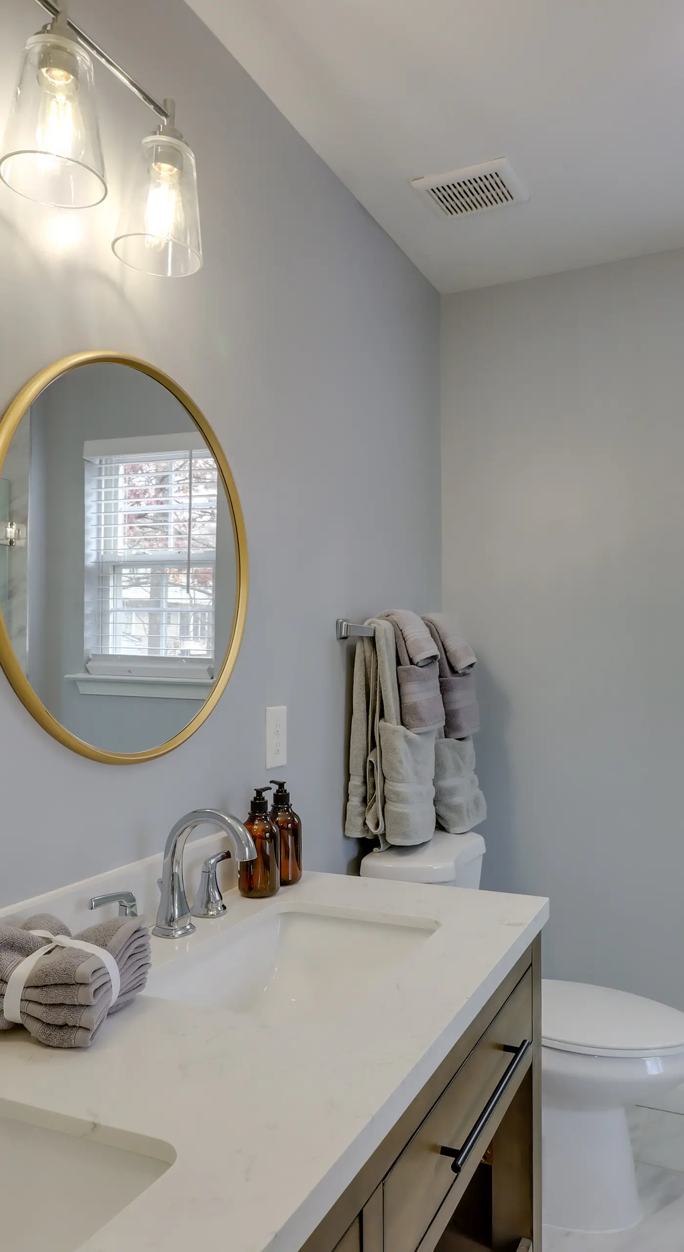 8 Mi to National Mall: Quiet Cheverly Apt