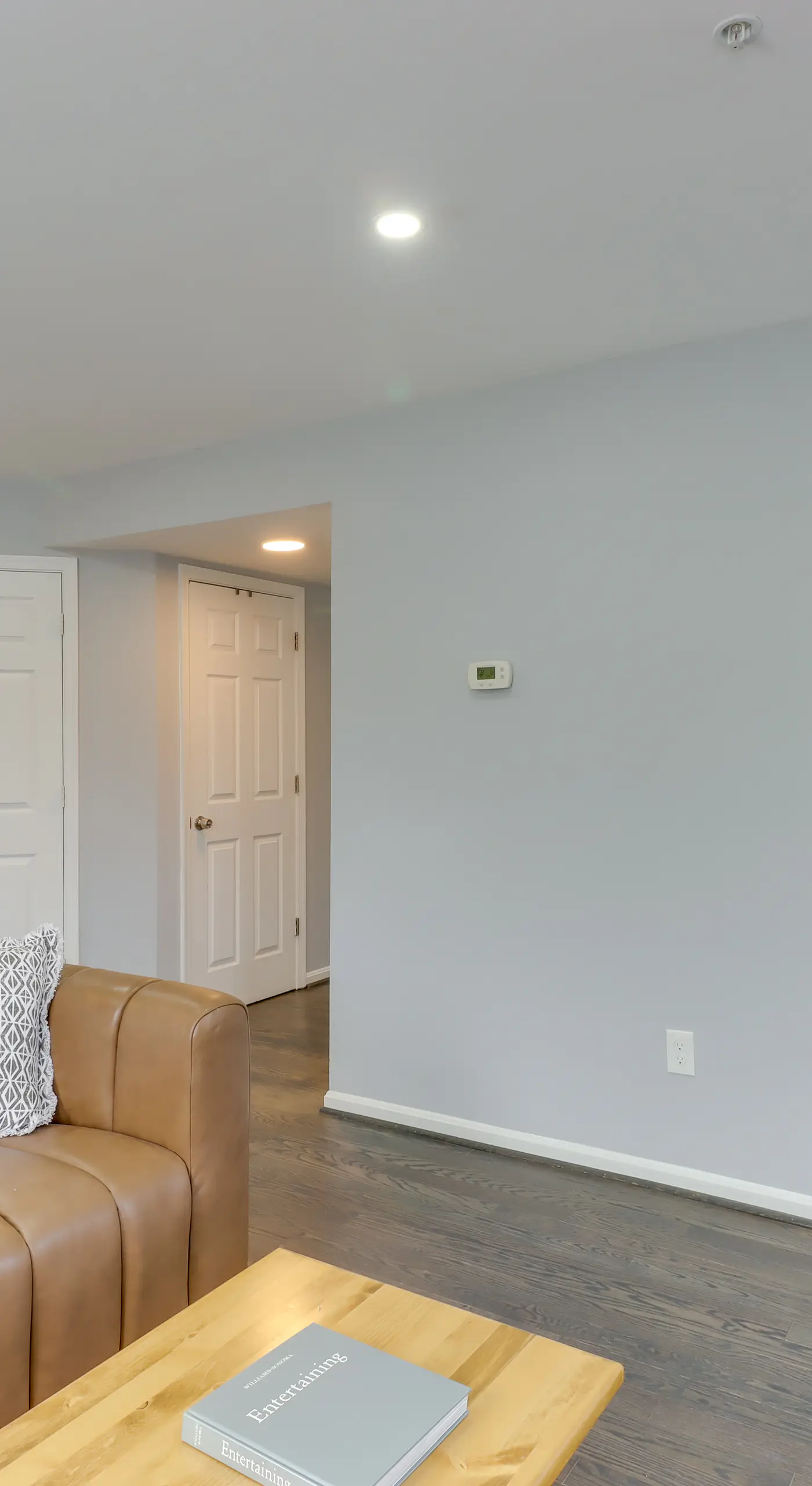 8 Mi to National Mall: Quiet Cheverly Apt