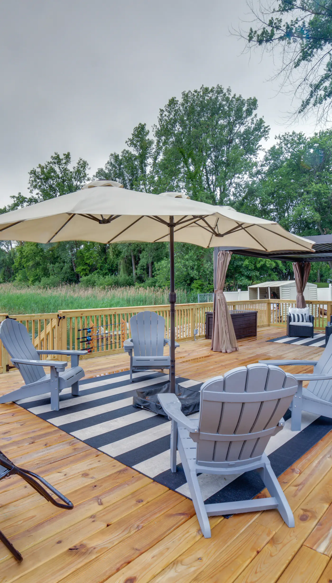 Kayaks & Fire Pits: Waterfront Portage Getaway!