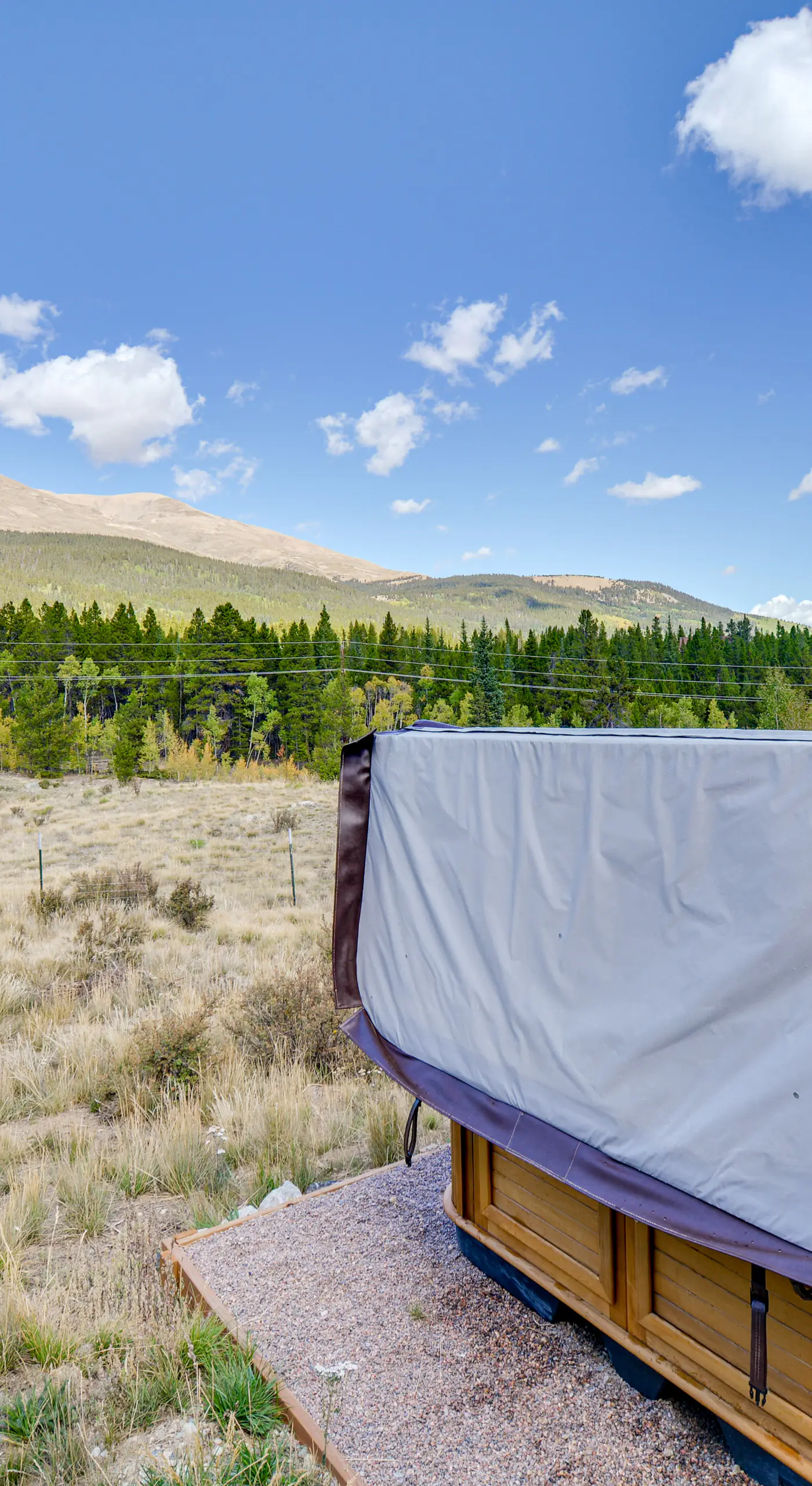 Hot Tub & Deck: Cabin Near Dtwn Alma & Breck