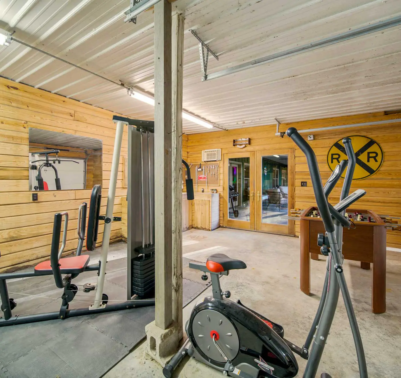 Large Lakefront Home | Pool, Hot Tub & Boat Dock