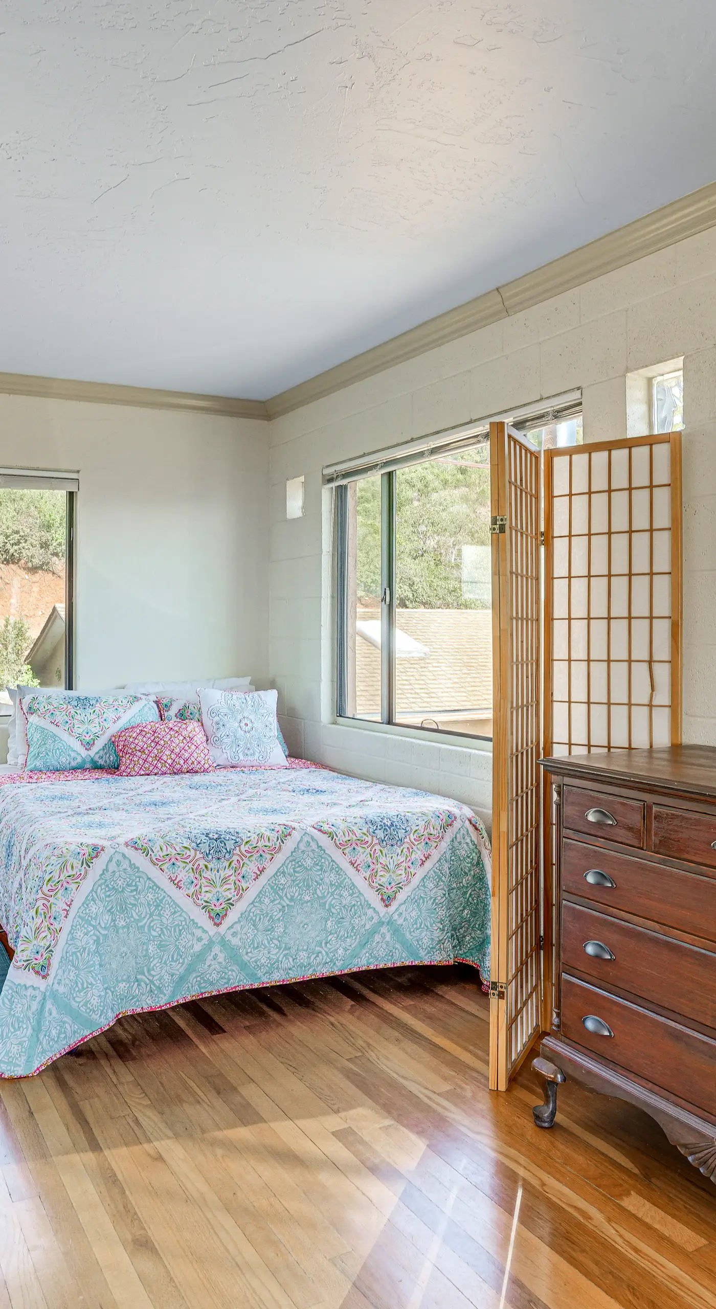 Sunroom + Sauna! Mtn-View Prescott Valley Home