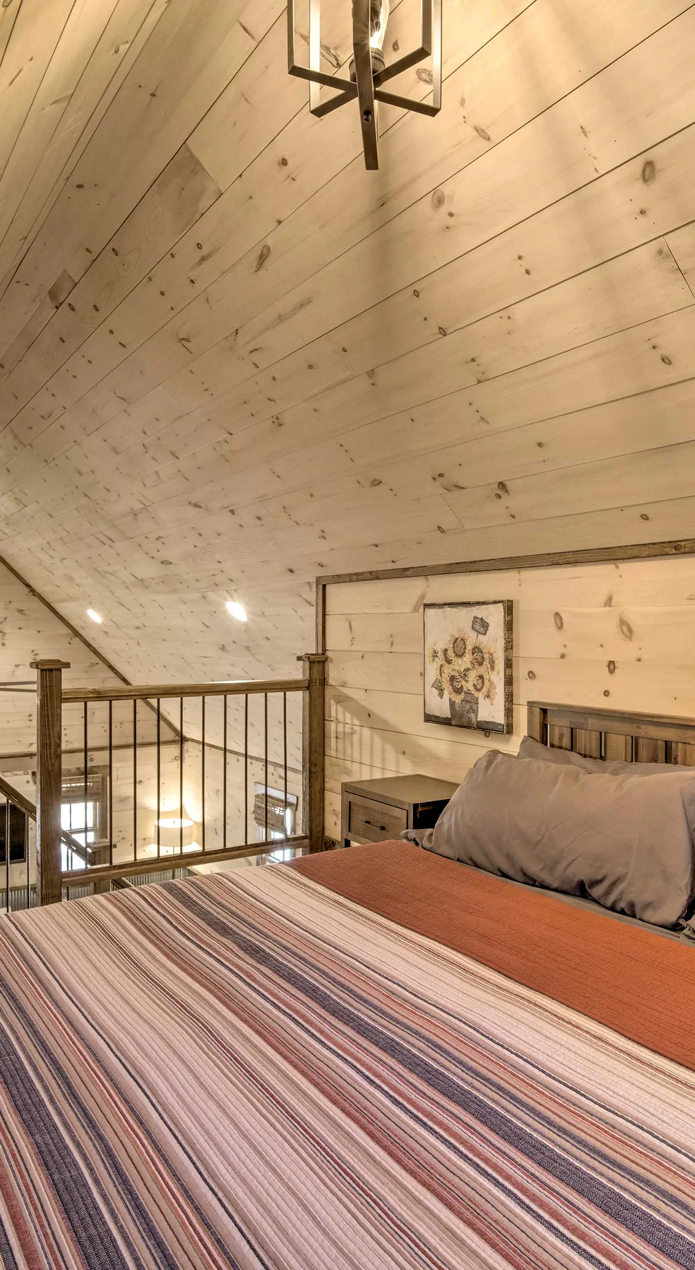Stunning Cabin Getaway w/ Private Hot Tub!