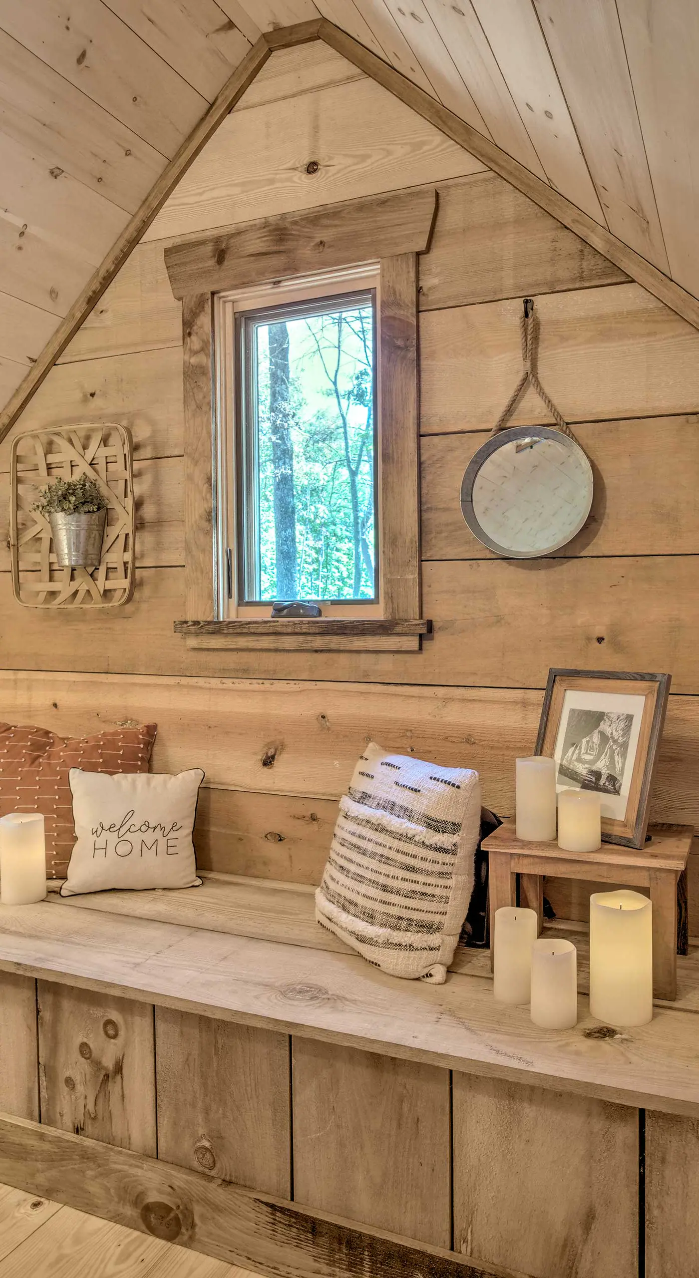 Stunning Cabin Getaway w/ Private Hot Tub!