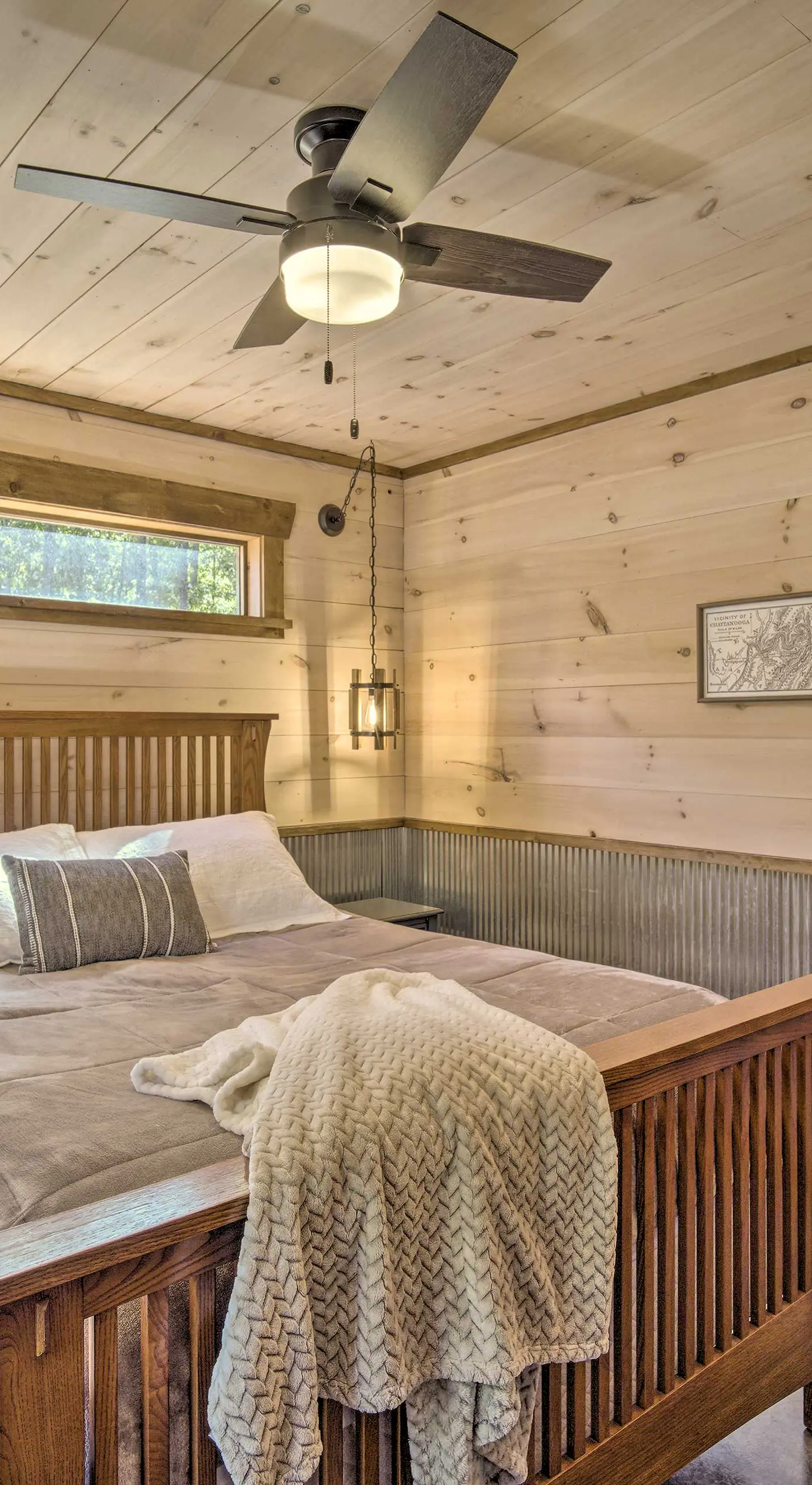 Stunning Cabin Getaway w/ Private Hot Tub!