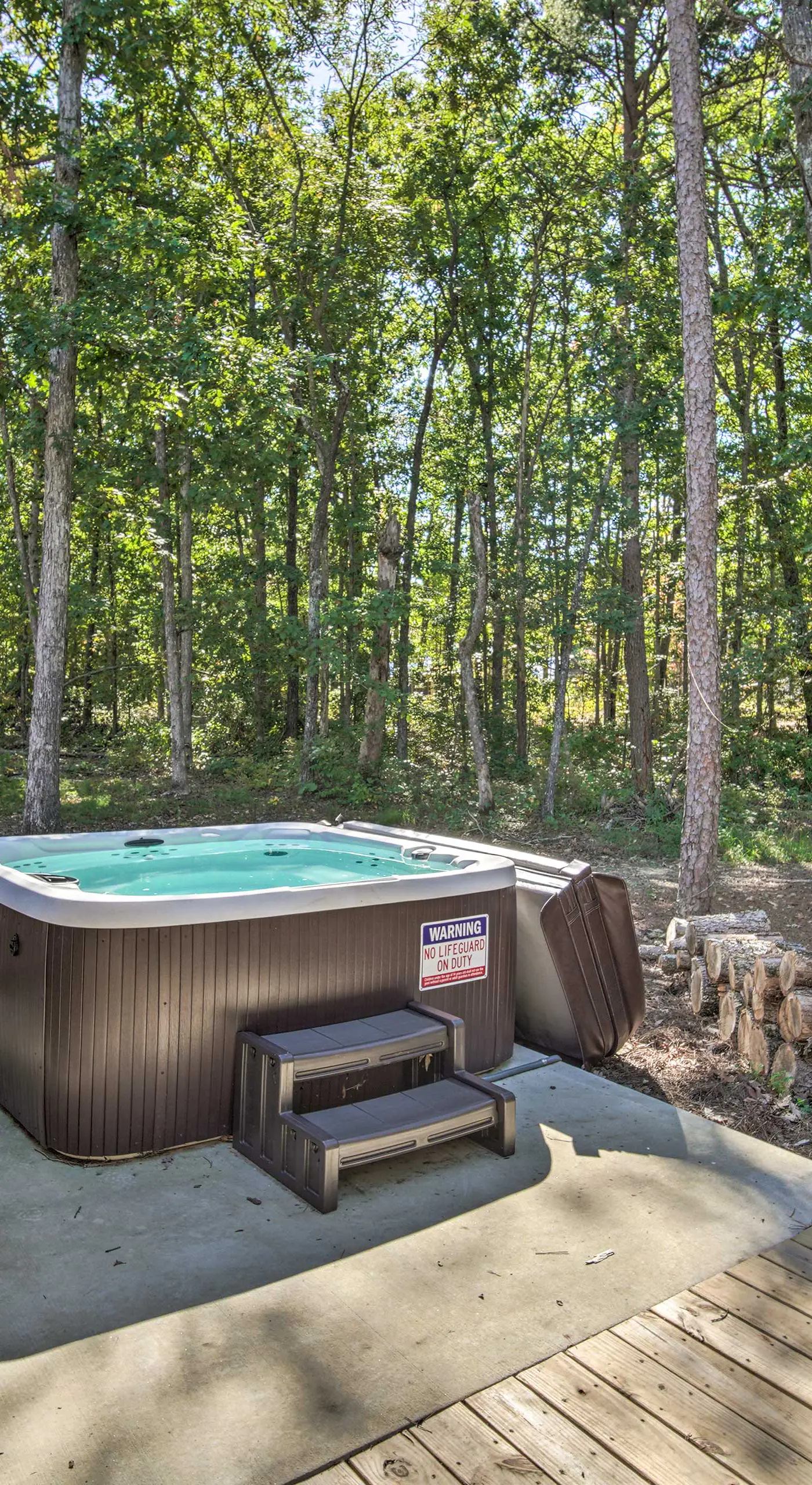 Stunning Cabin Getaway w/ Private Hot Tub!