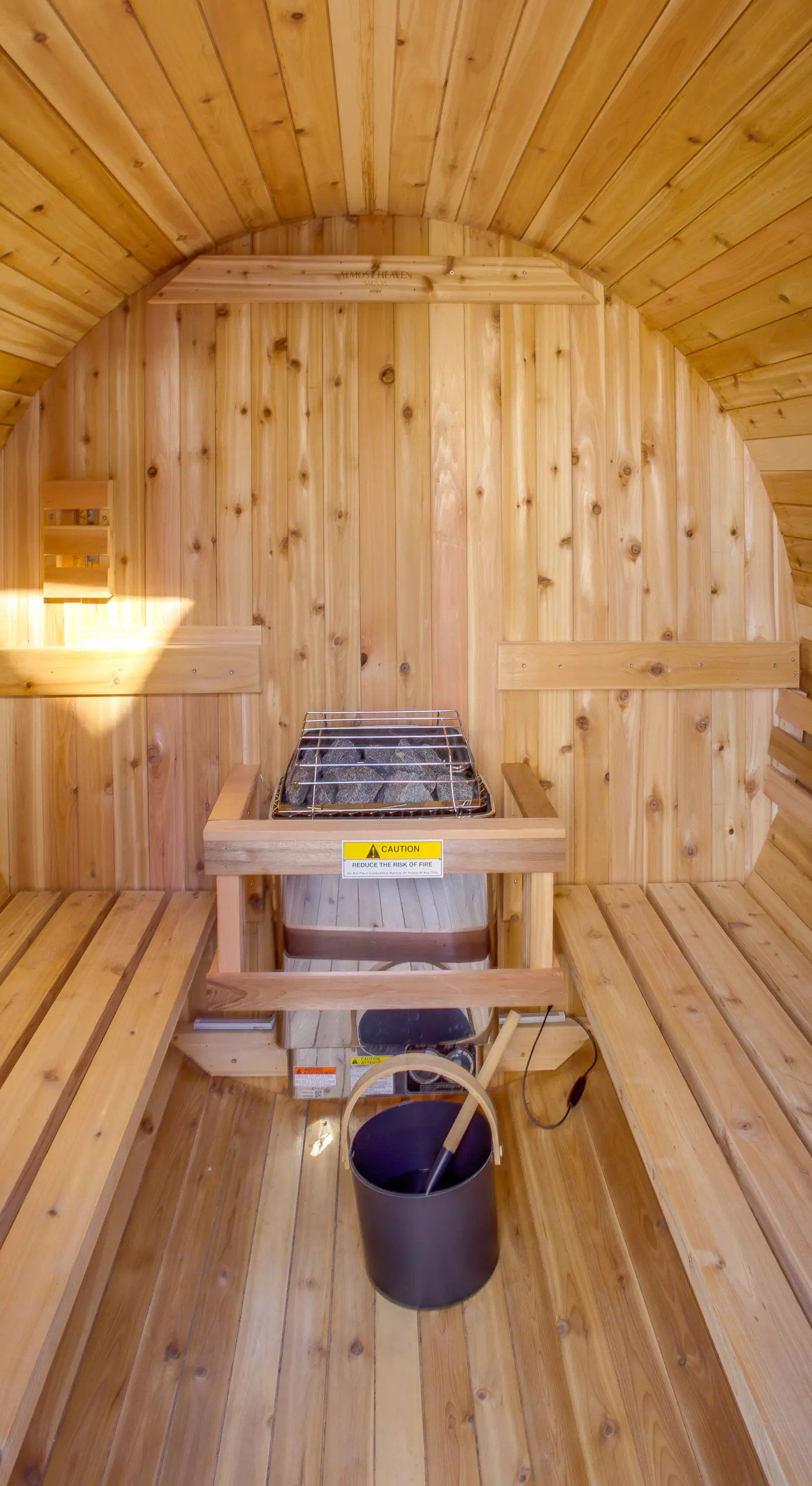 Red Lodge Cabin w/ Hot Tub ~ 1/2 Mi to Downtown!