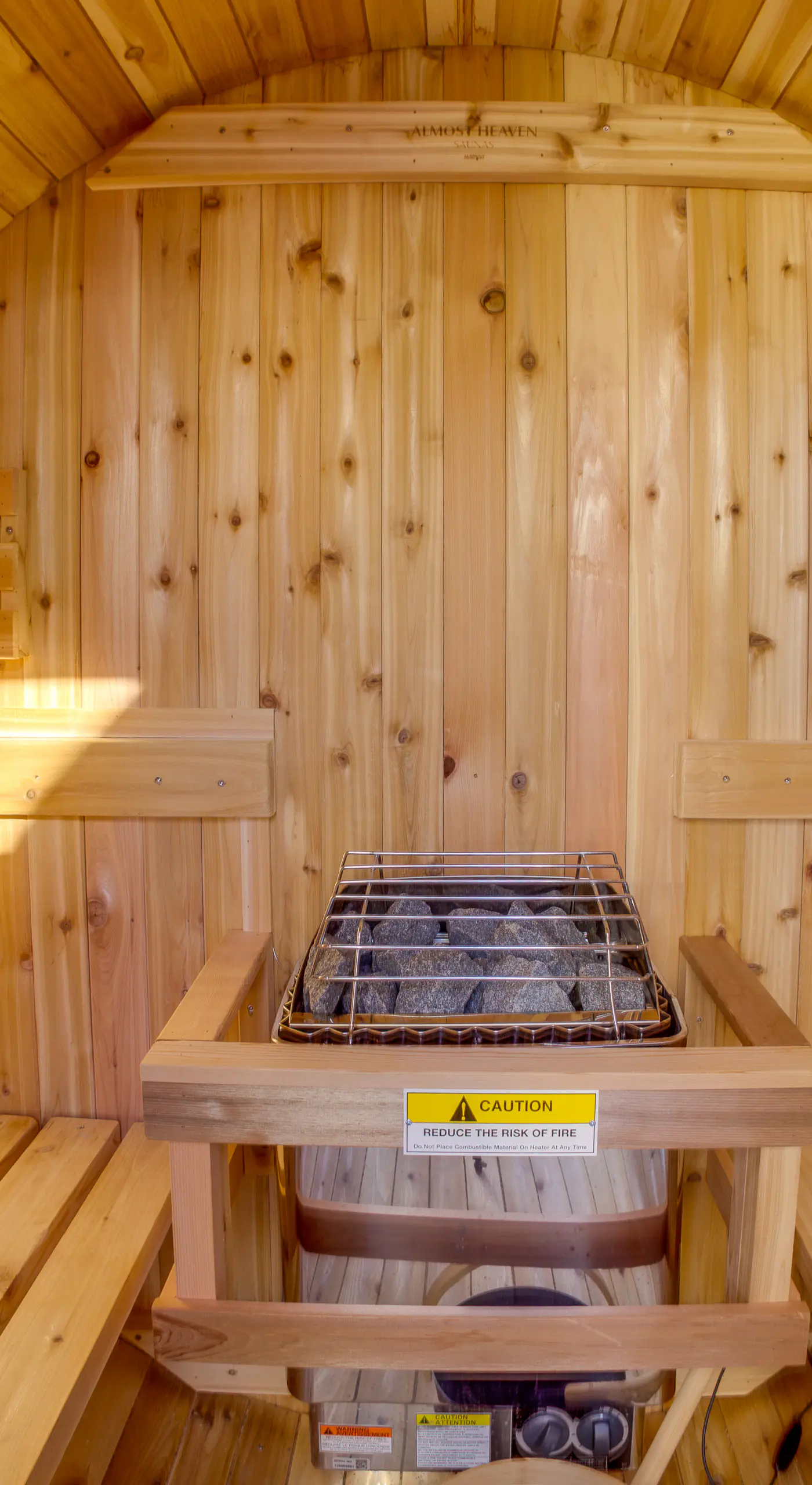 Red Lodge Cabin w/ Hot Tub ~ 1/2 Mi to Downtown!
