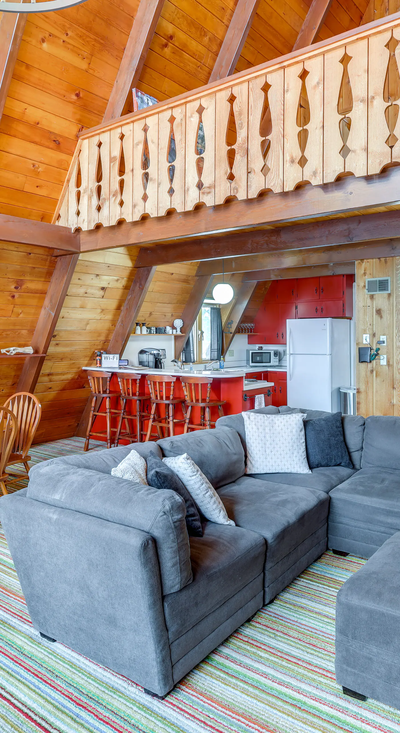 Red Lodge Cabin w/ Hot Tub ~ 1/2 Mi to Downtown!