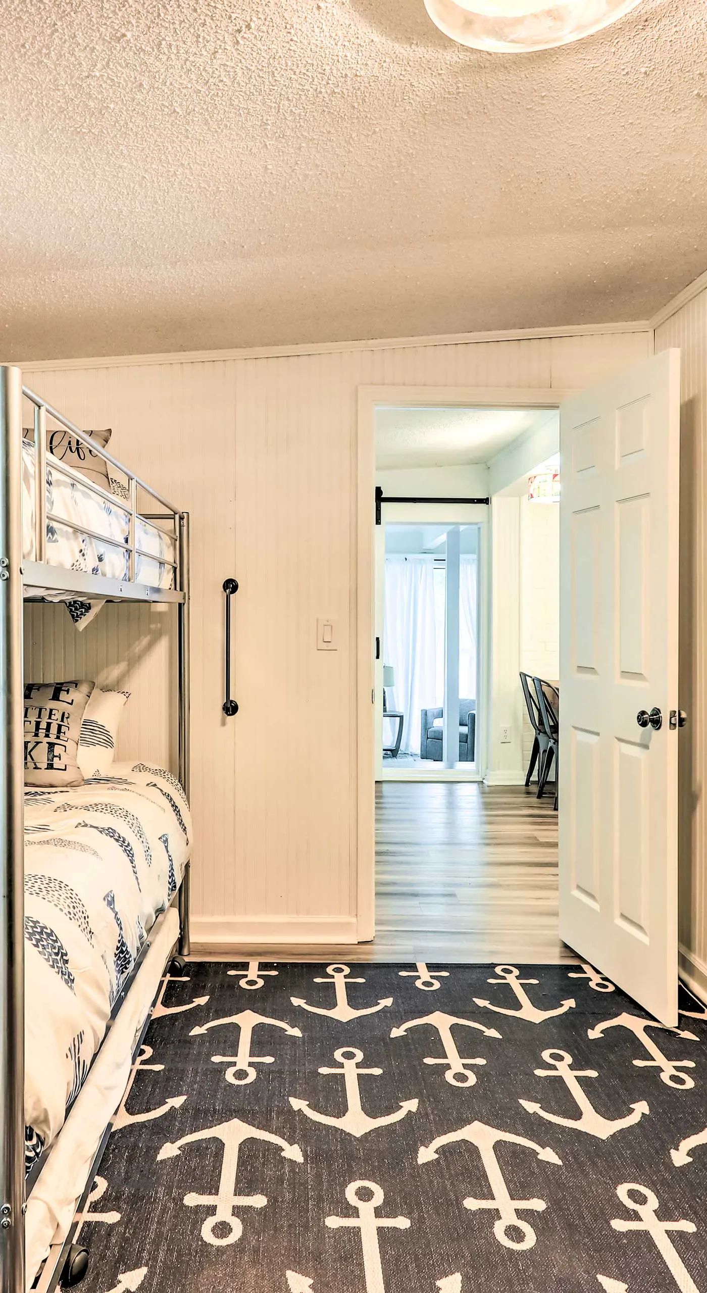 Eatonton Getaway on Lake Sinclair w/ Dock!