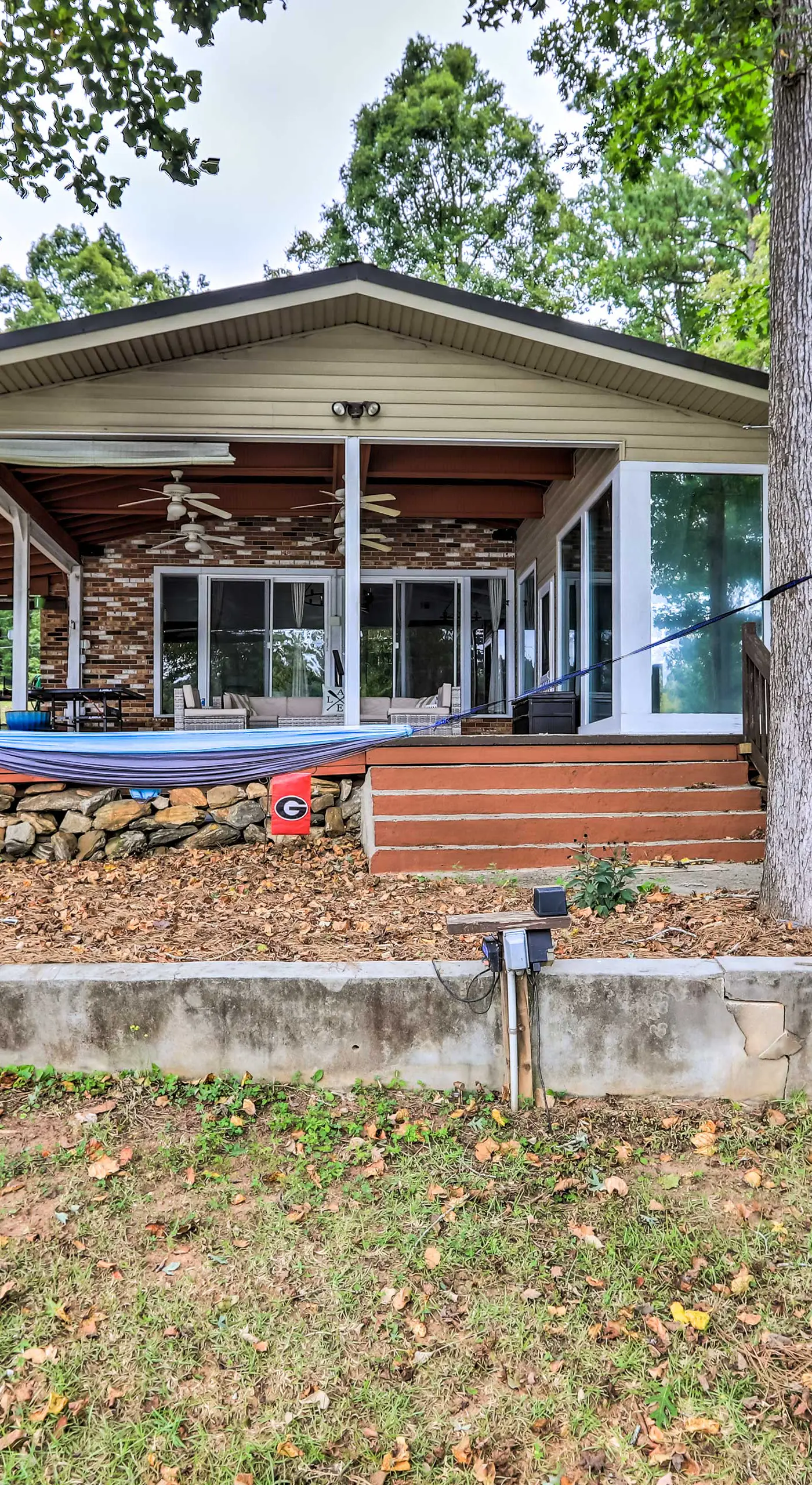 Eatonton Getaway on Lake Sinclair w/ Dock!