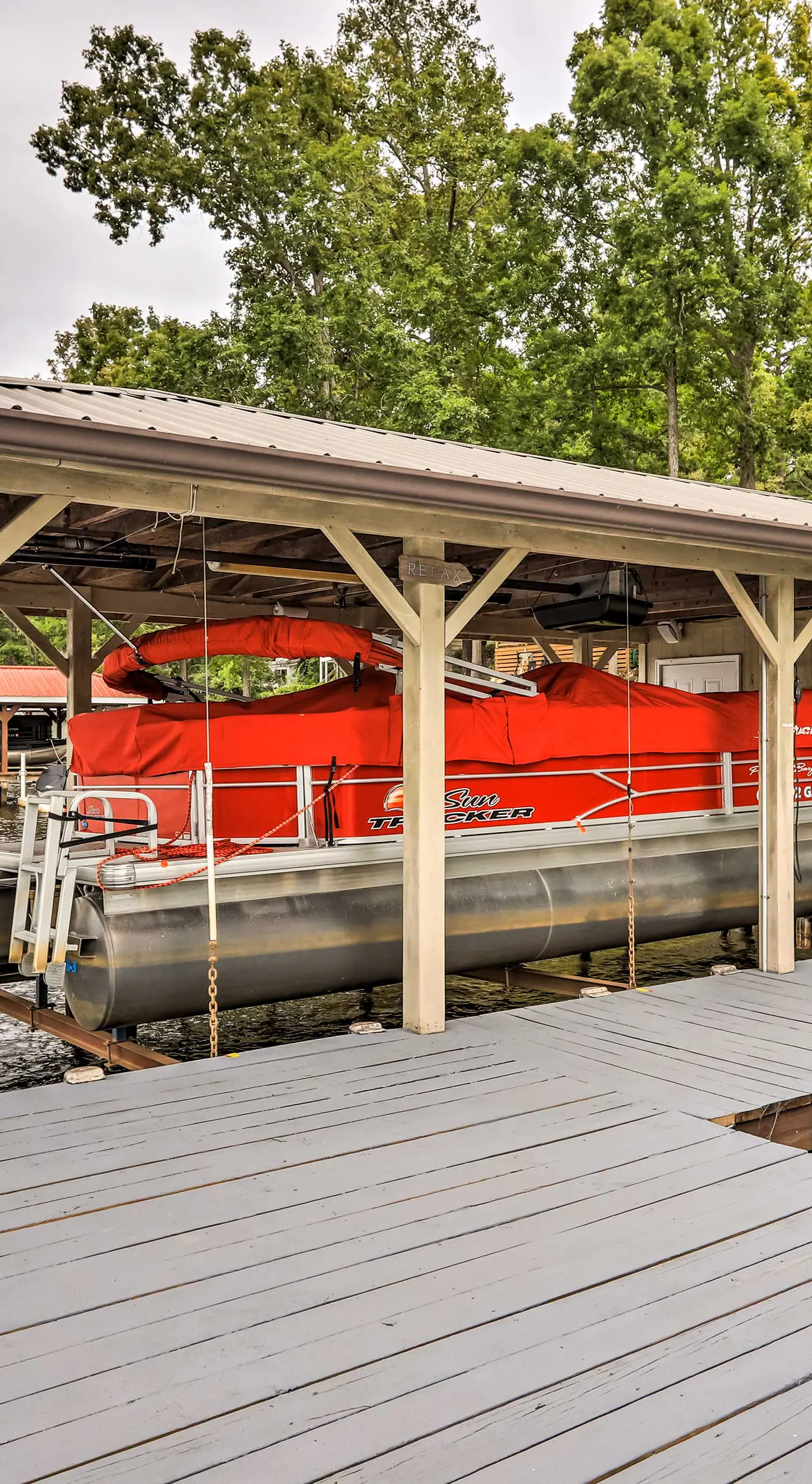 Eatonton Getaway on Lake Sinclair w/ Dock!