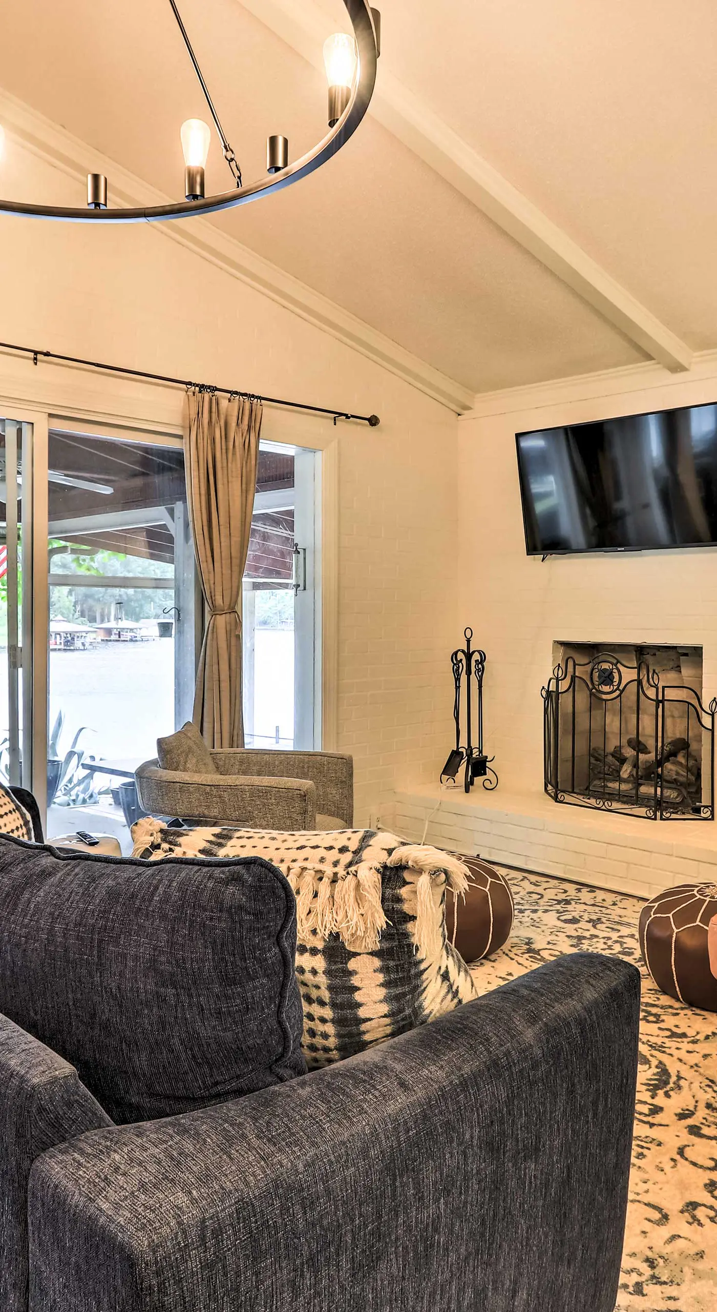 Eatonton Getaway on Lake Sinclair w/ Dock!