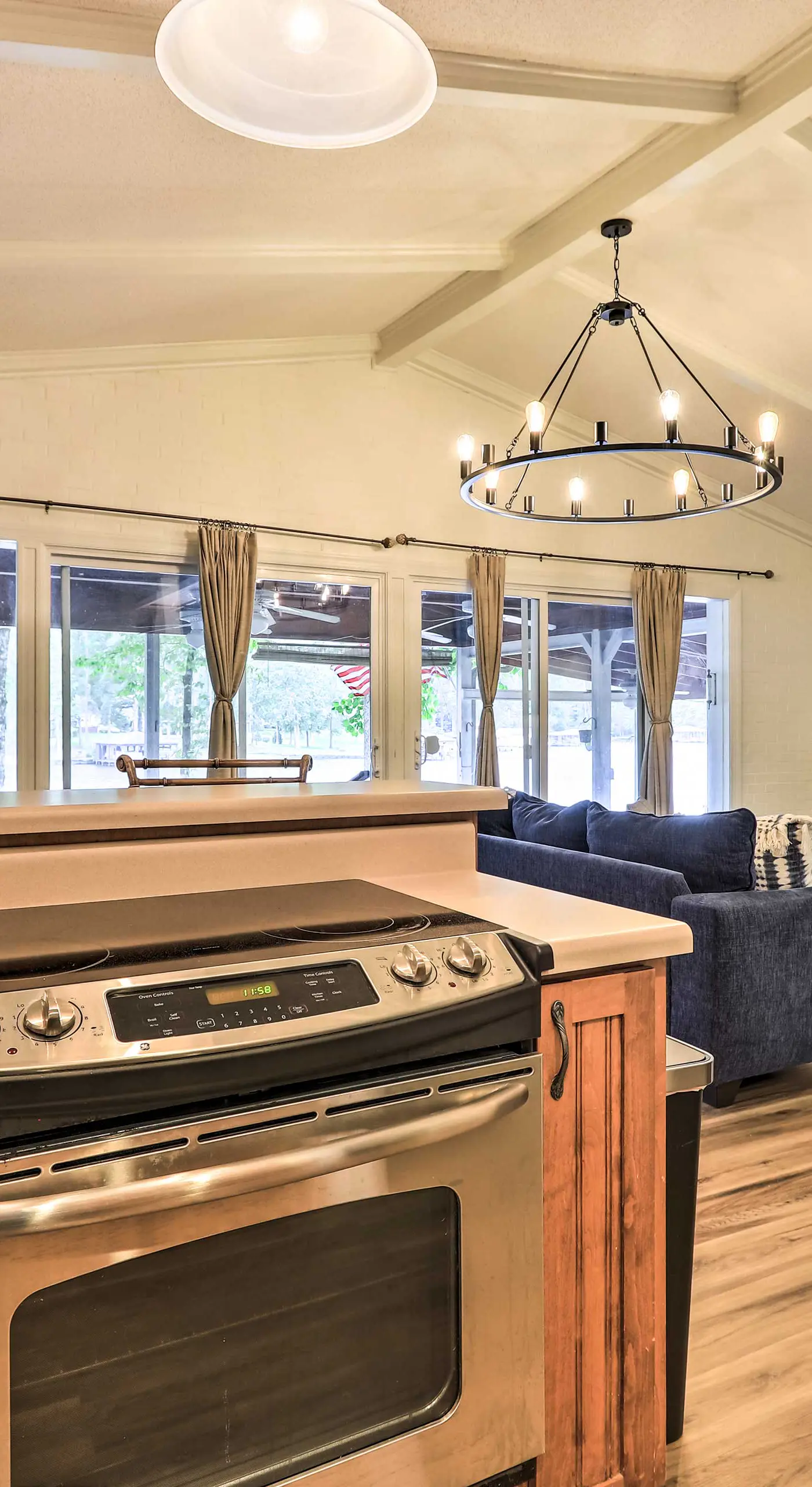 Eatonton Getaway on Lake Sinclair w/ Dock!