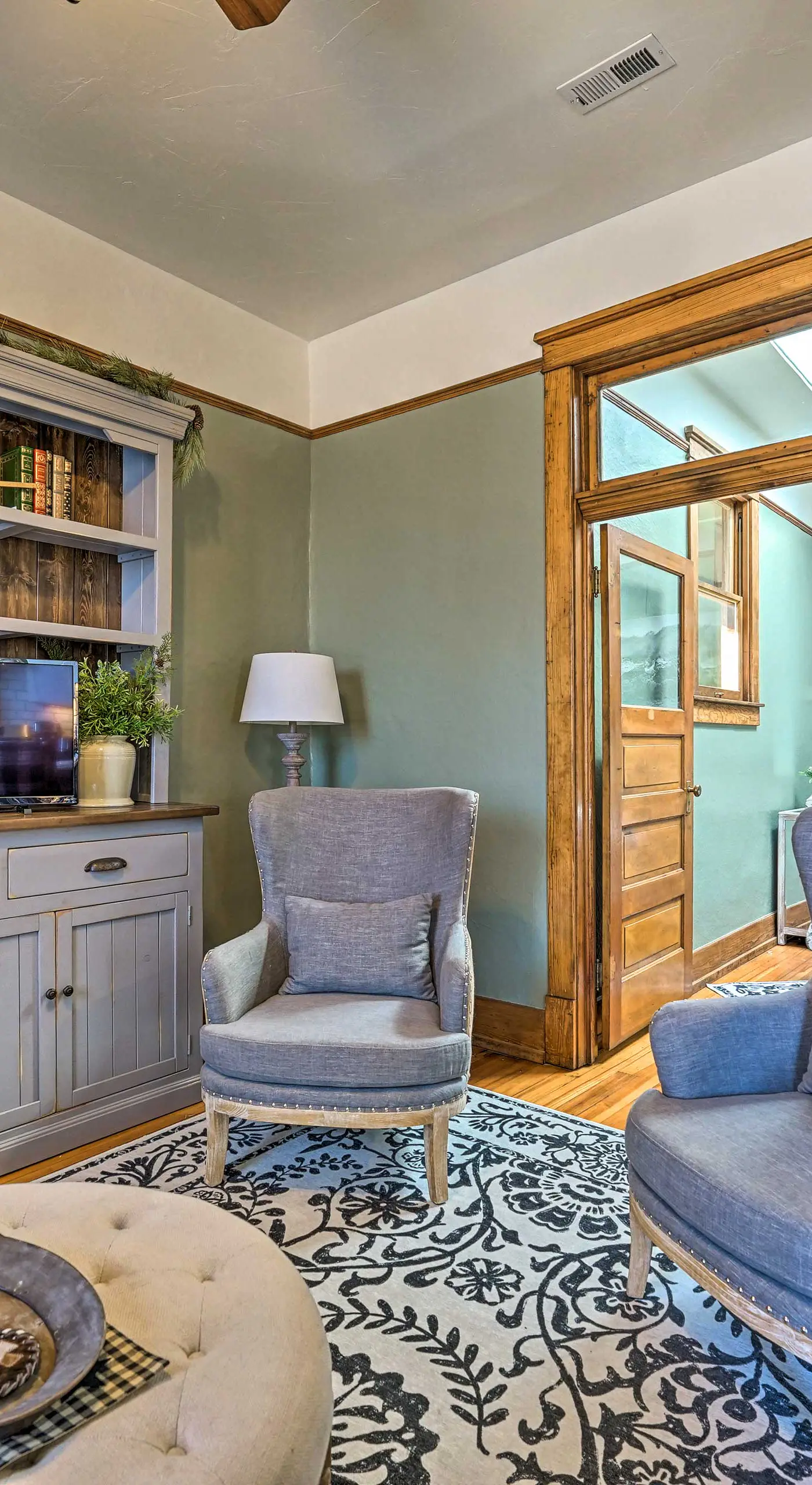 Walk to Shops & Restaurants: Dtwn Laramie Condo!