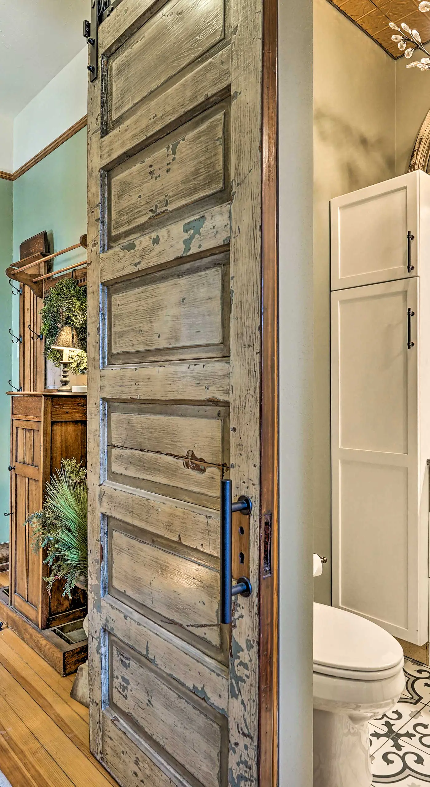 Walk to Shops & Restaurants: Dtwn Laramie Condo!