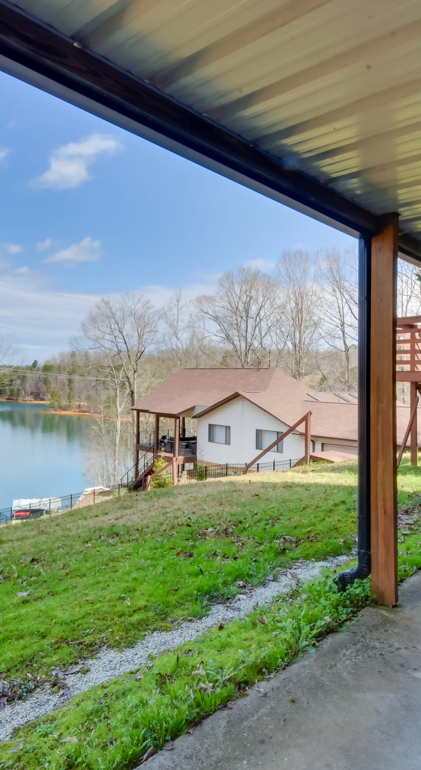 Hike & Fish: Lake Keowee Retreat w/ Shared Dock!