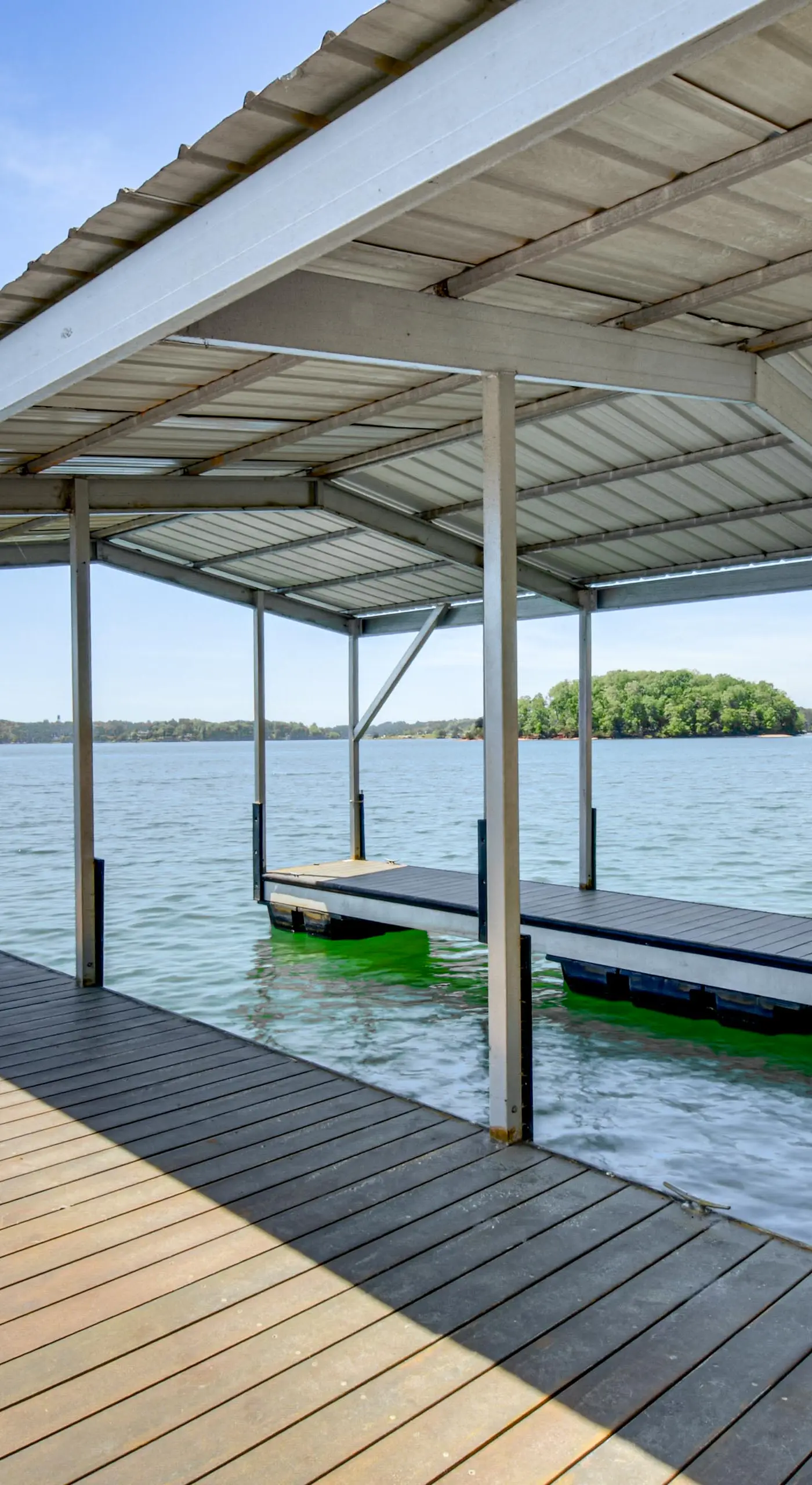 6 Mi to South Cove Boat Ramp! Lake Keowee Escape