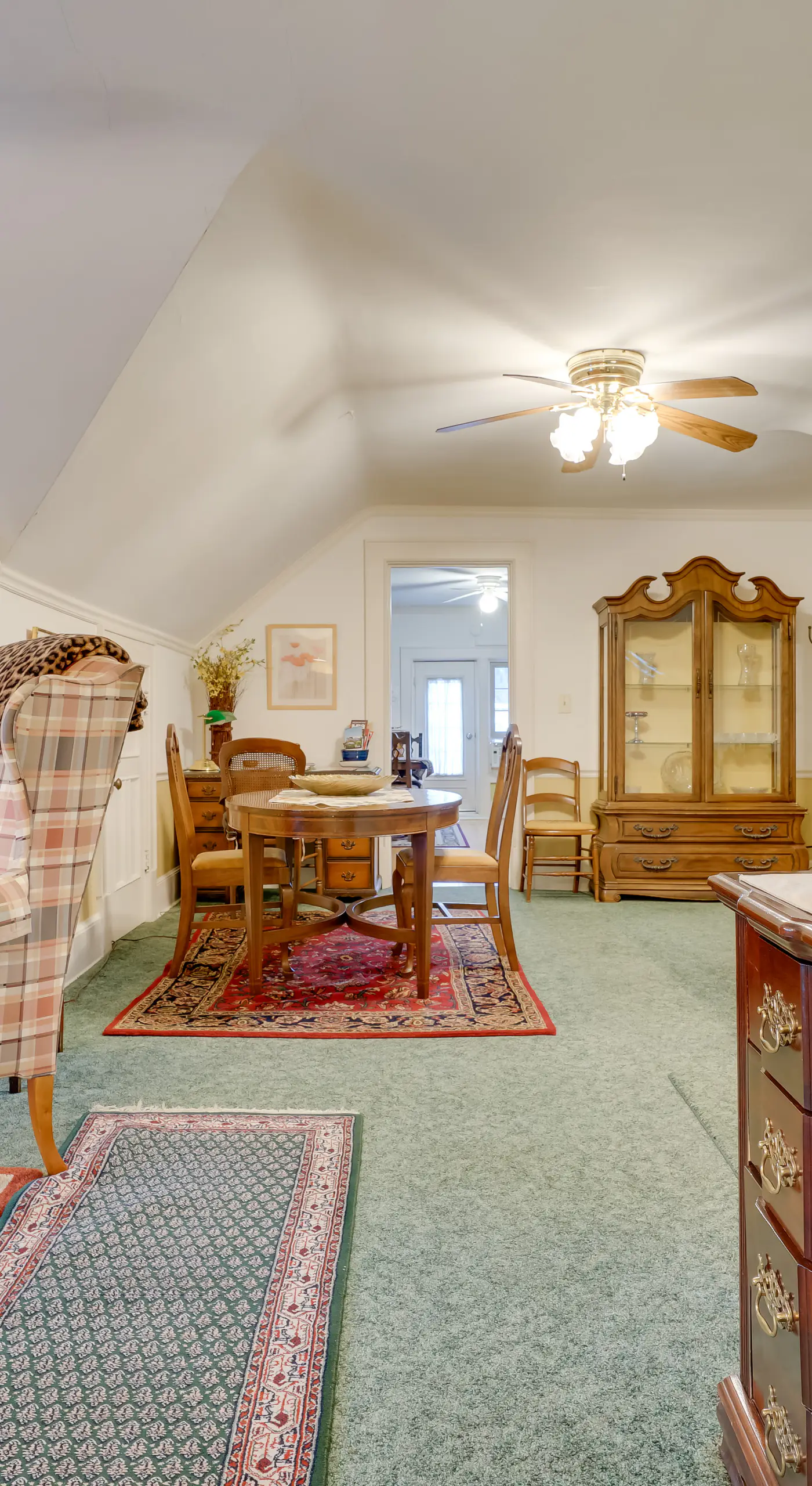 1 Mi to Downtown: Apt w/ Balcony in Minneapolis!