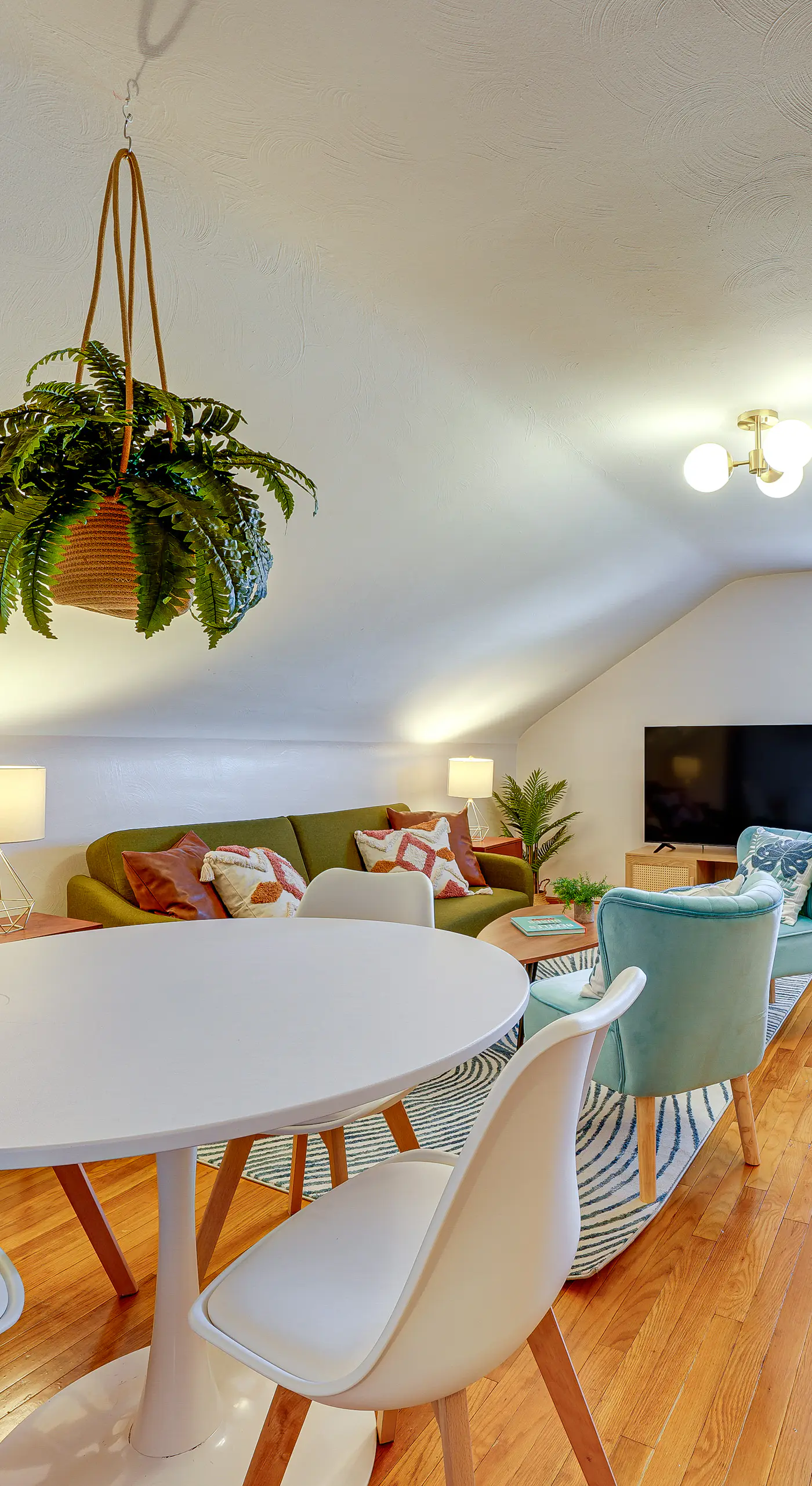 Cozy Pittsburgh Vacation Rental ~ 2 Mi to Downtown