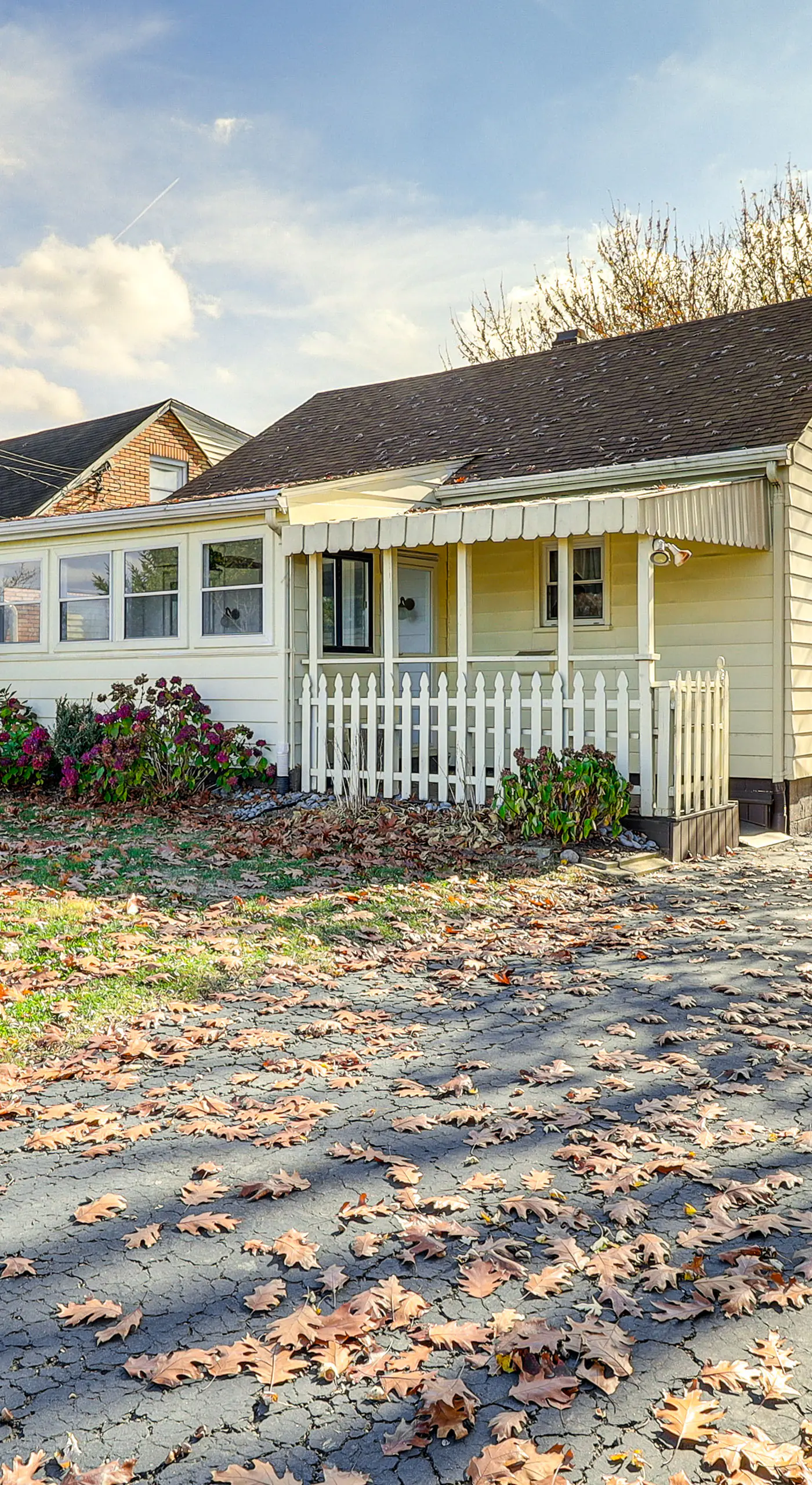 Game Room & Fire Pit: West Mifflin Home!