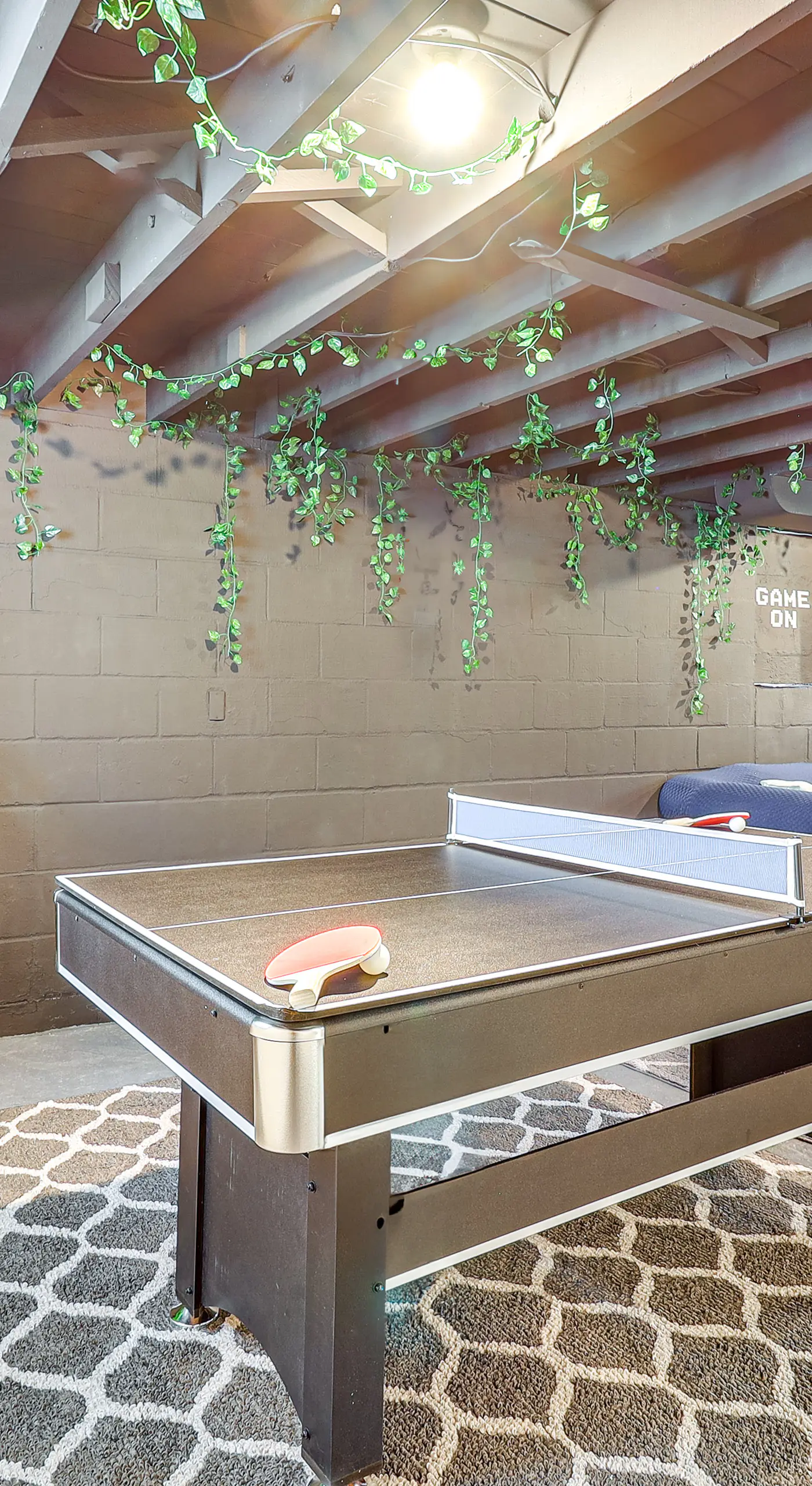 Game Room & Fire Pit: West Mifflin Home!